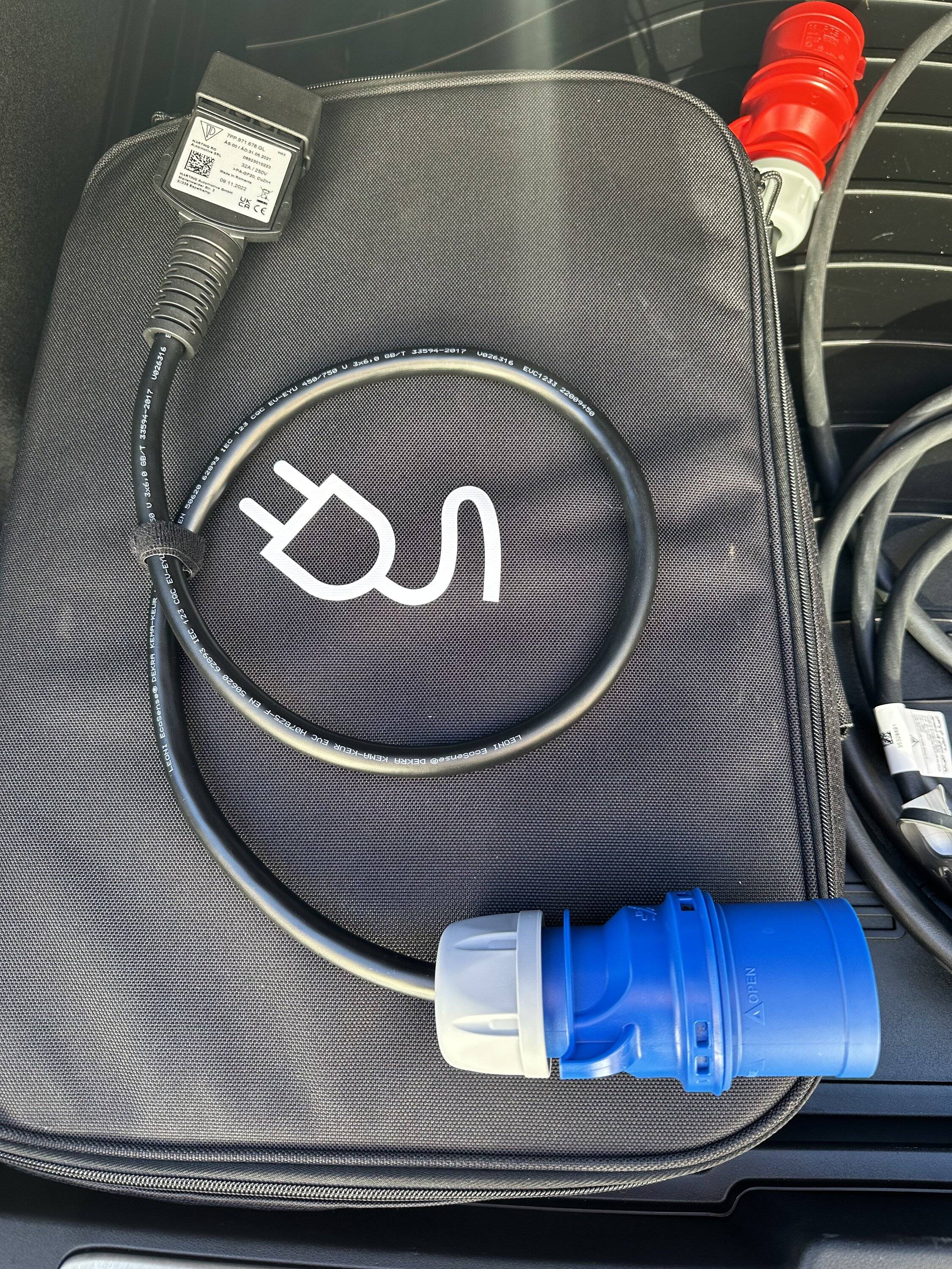 Porsche Taycan Porsche charging adaptors - advice 005C26D8-FD17-409B-A31C-7D6B4CD11C6D