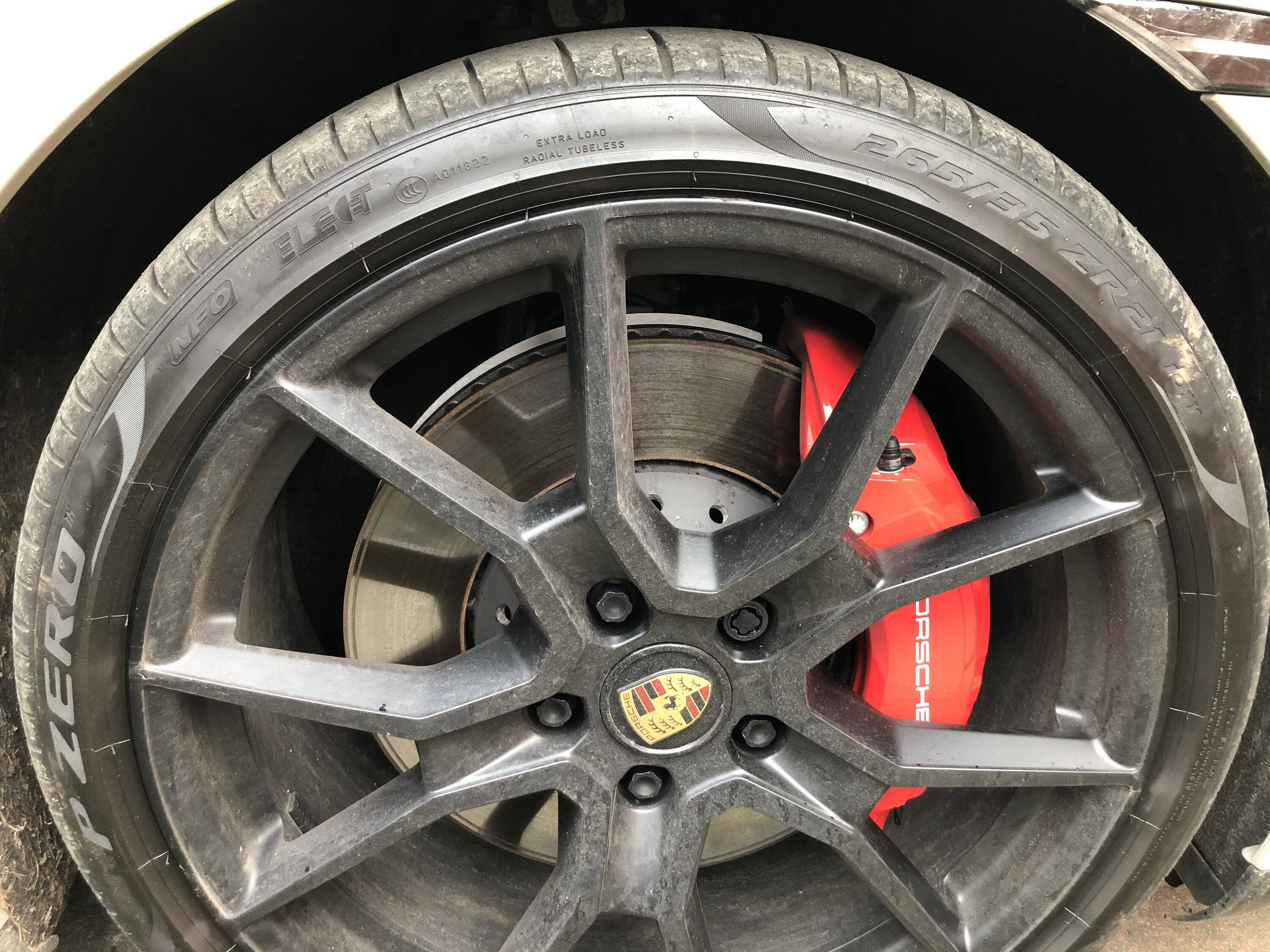 Porsche Taycan Anyone tried 265/30 21" front tires ? 13A8A843-DECD-4FD9-88DF-55DE4AE58DB8