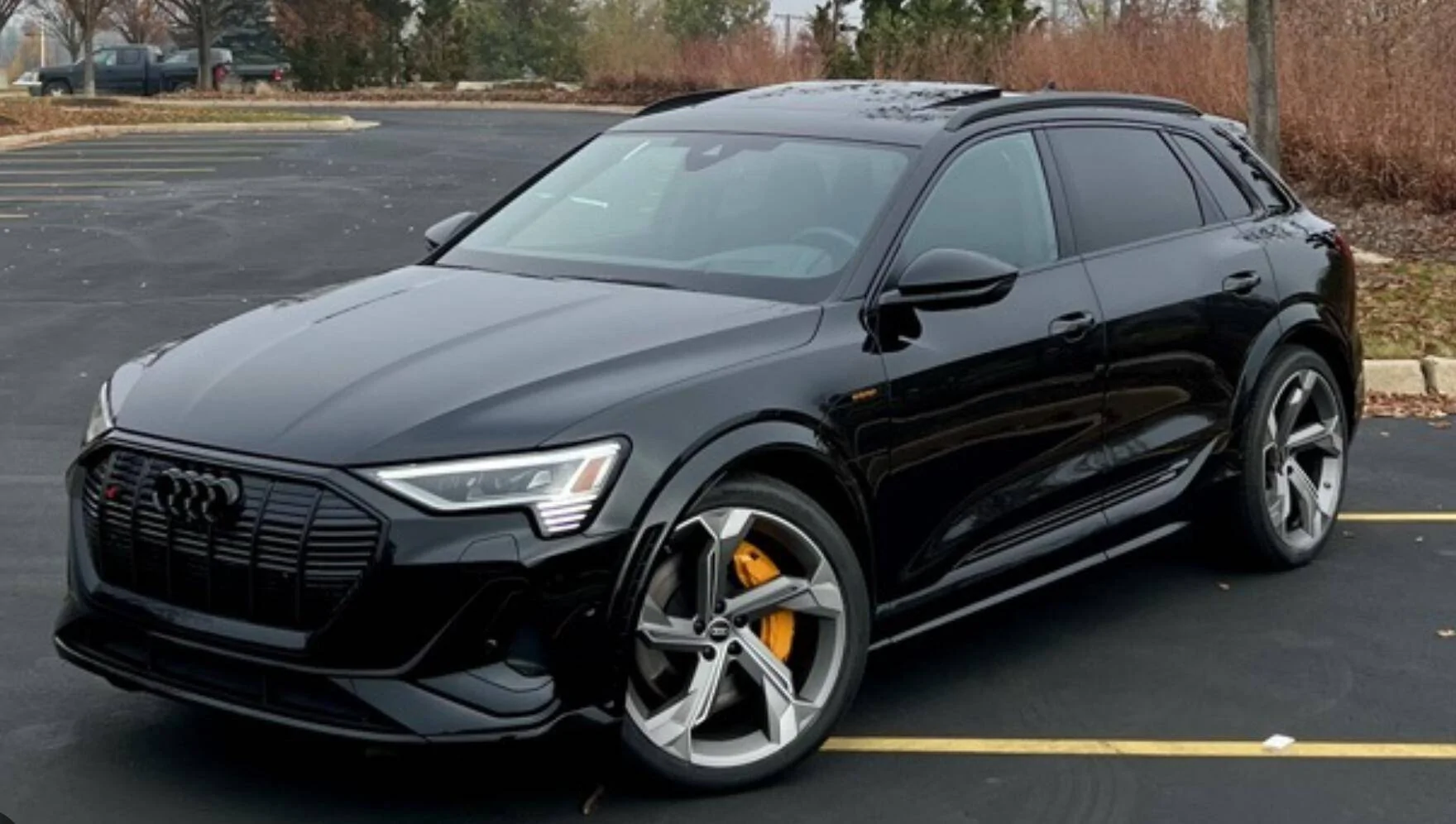 Porsche Taycan Taycan Turbo vs Audi E-Tron S Prestige Screenshot 2023-02-26 at 5.25.53 PM