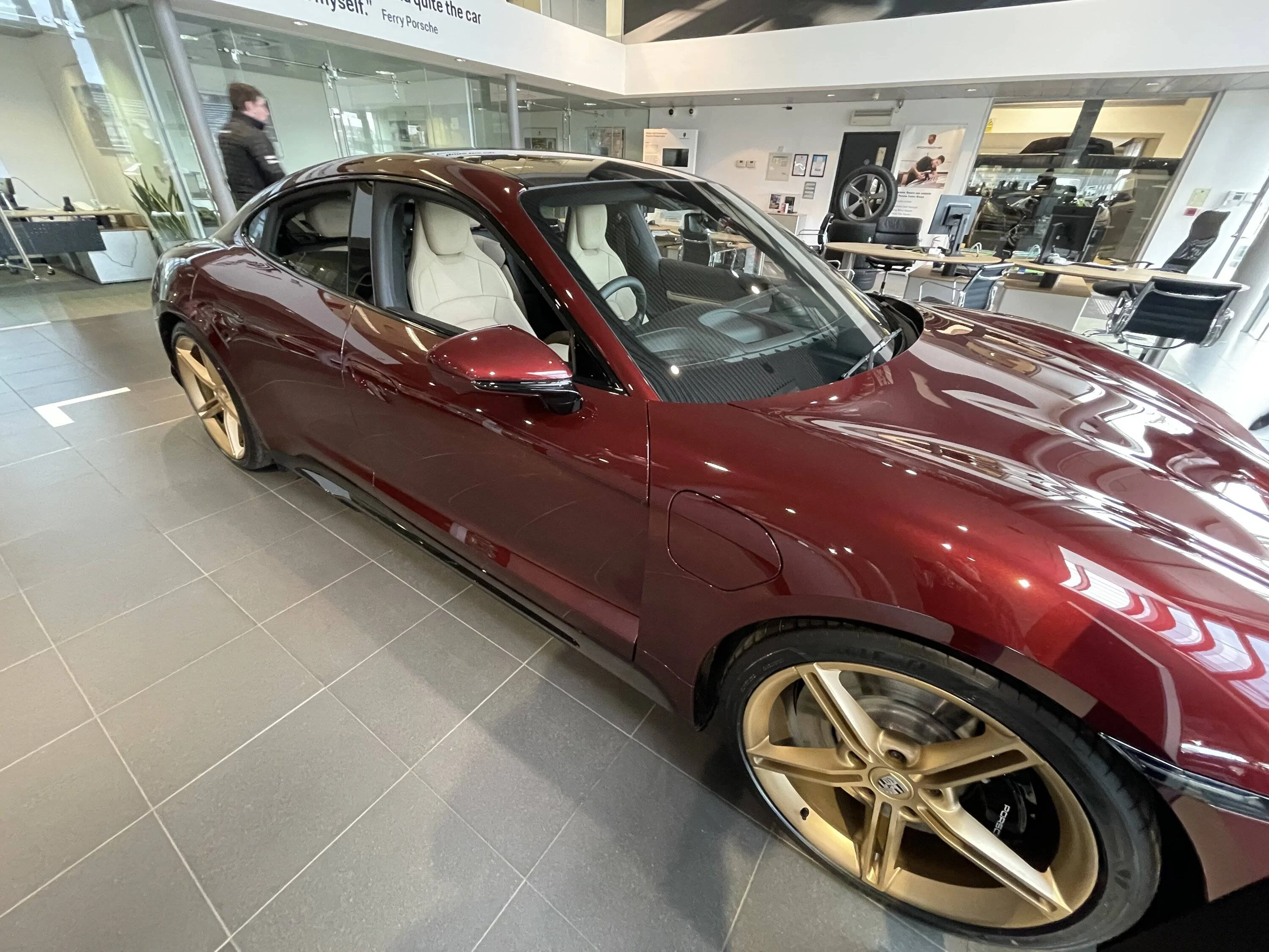 Porsche Taycan Chalk beige interior IMG_0267
