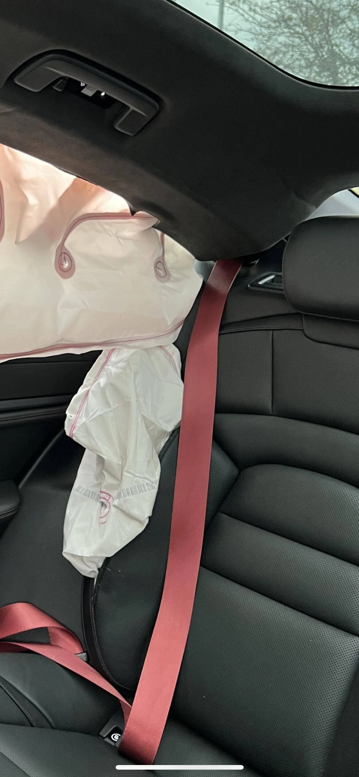 Porsche Taycan Taycan Turbo Accident - Damage Opinion BEF74410-92D4-4DD9-9EAC-24EB60B06BD3