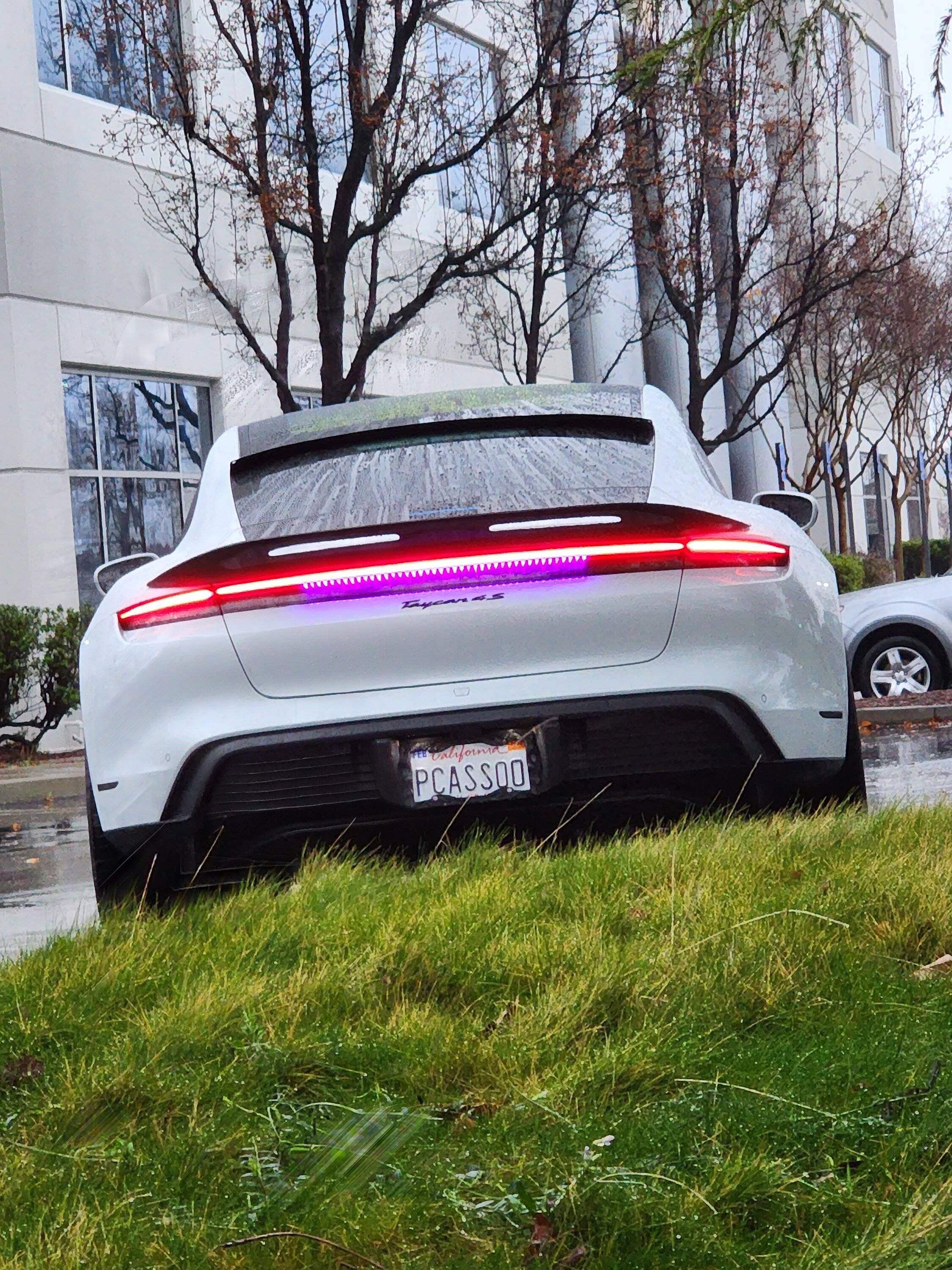 Porsche Taycan Sport Design Package 20221230_160147