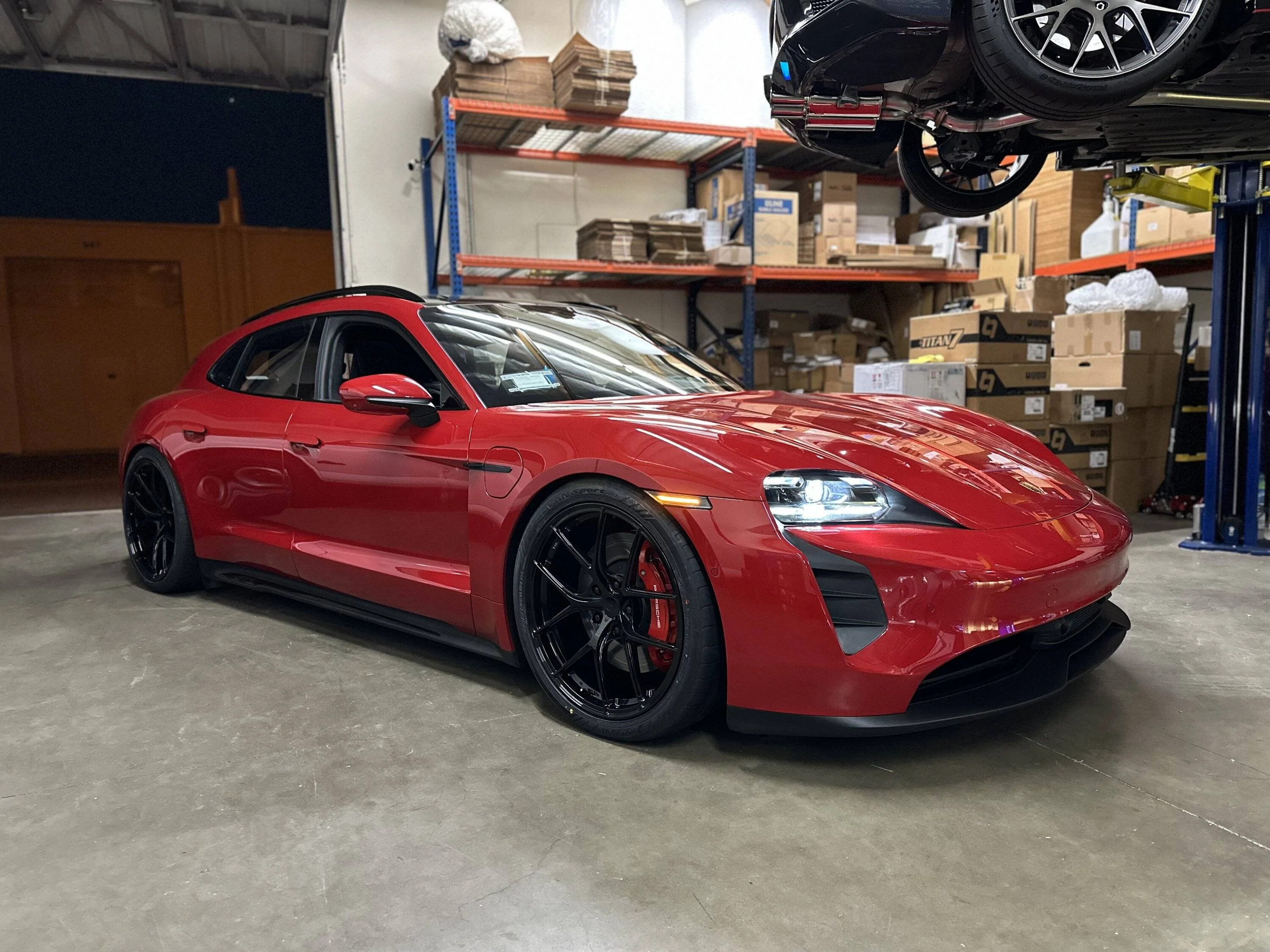 Porsche Taycan Taycan GTS Sport Turismo + FVD lowering links + Titan 7 21” T-S5 Wicked Black + Yokohama V107 tires 869A0593-4662-4663-96C1-EB545389F4C0