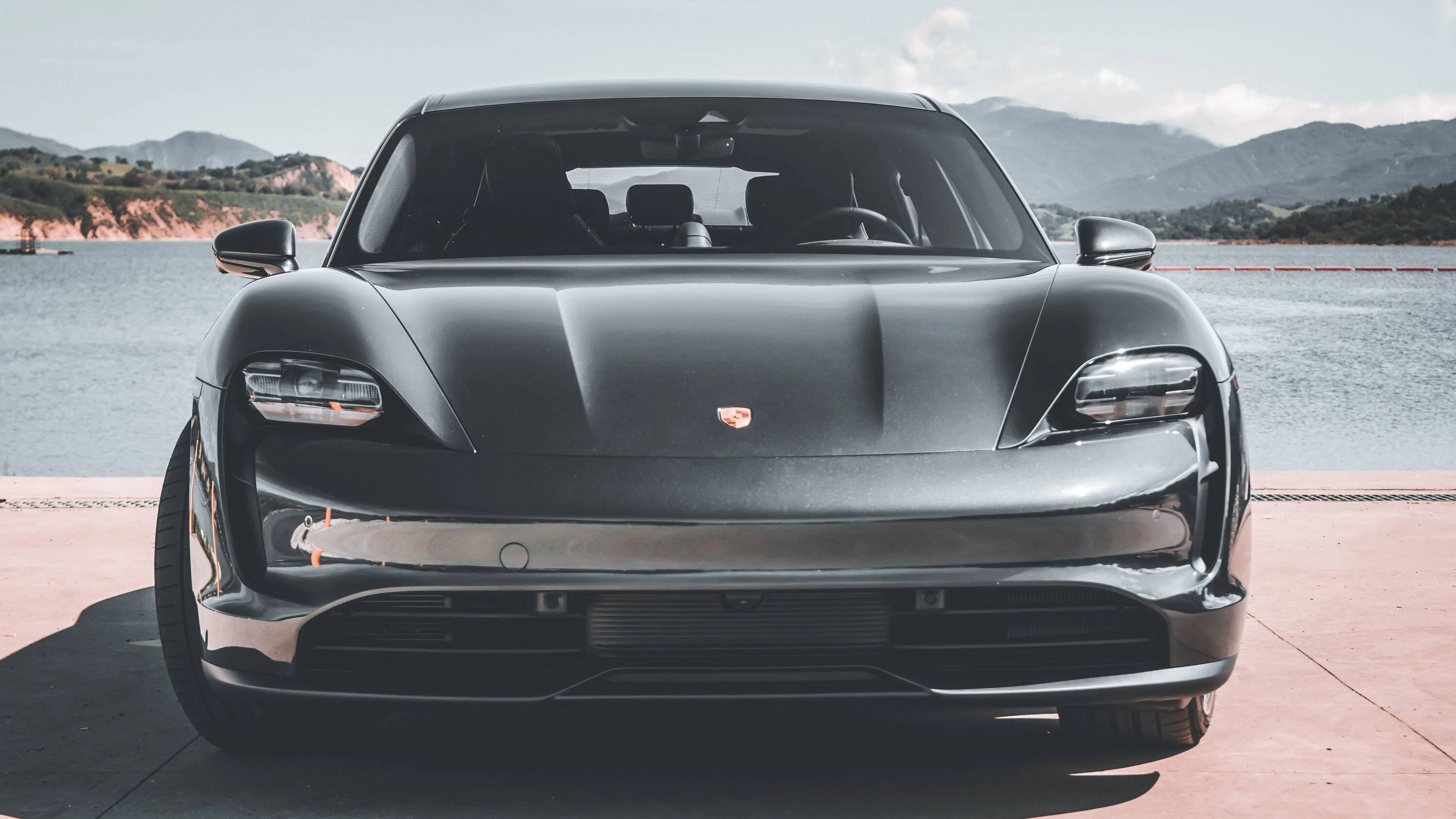 Porsche Taycan VOLCANO GREY Taycan Club E39BCA76-A22E-429D-9D34-3E08D2D766B9