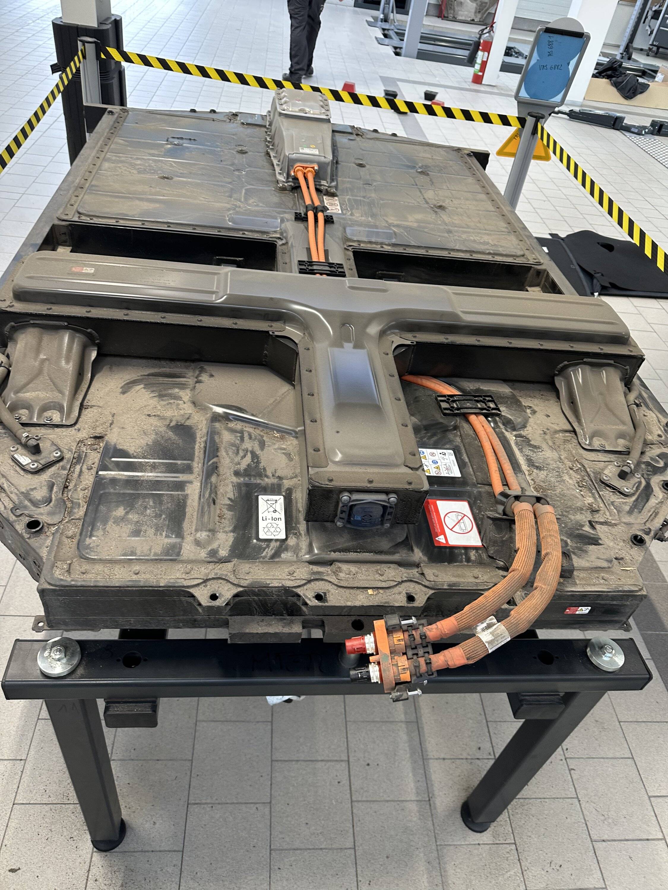 Porsche Taycan All Taycan deliveries being held at port due to needing new heaters D21A0D87-1EED-40BF-AF9A-817F8FB5C887