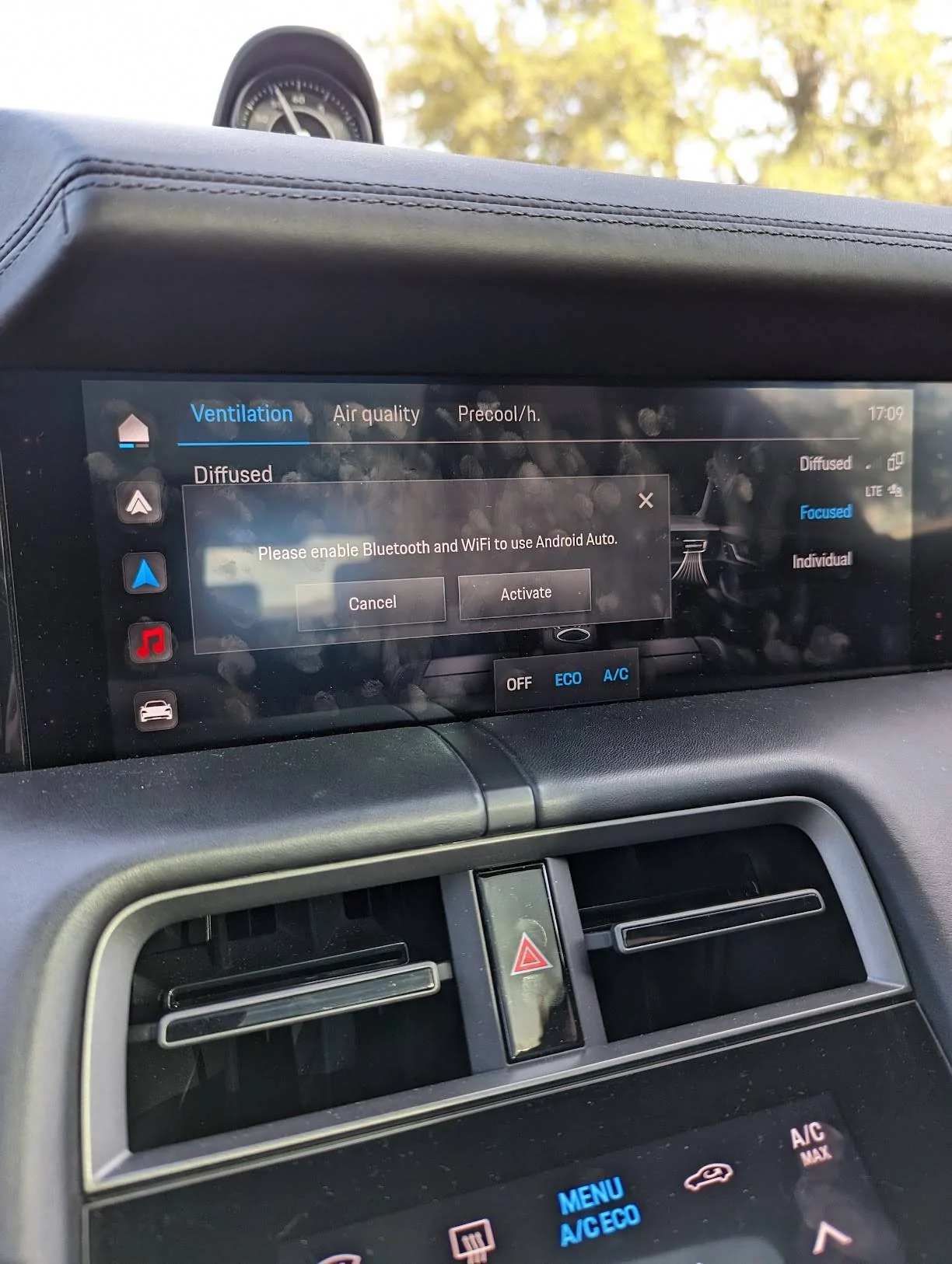 Porsche Taycan PCM Issue: Apple Music/Podcasts fail with "Data Package Error." PXL_20230317_220959242