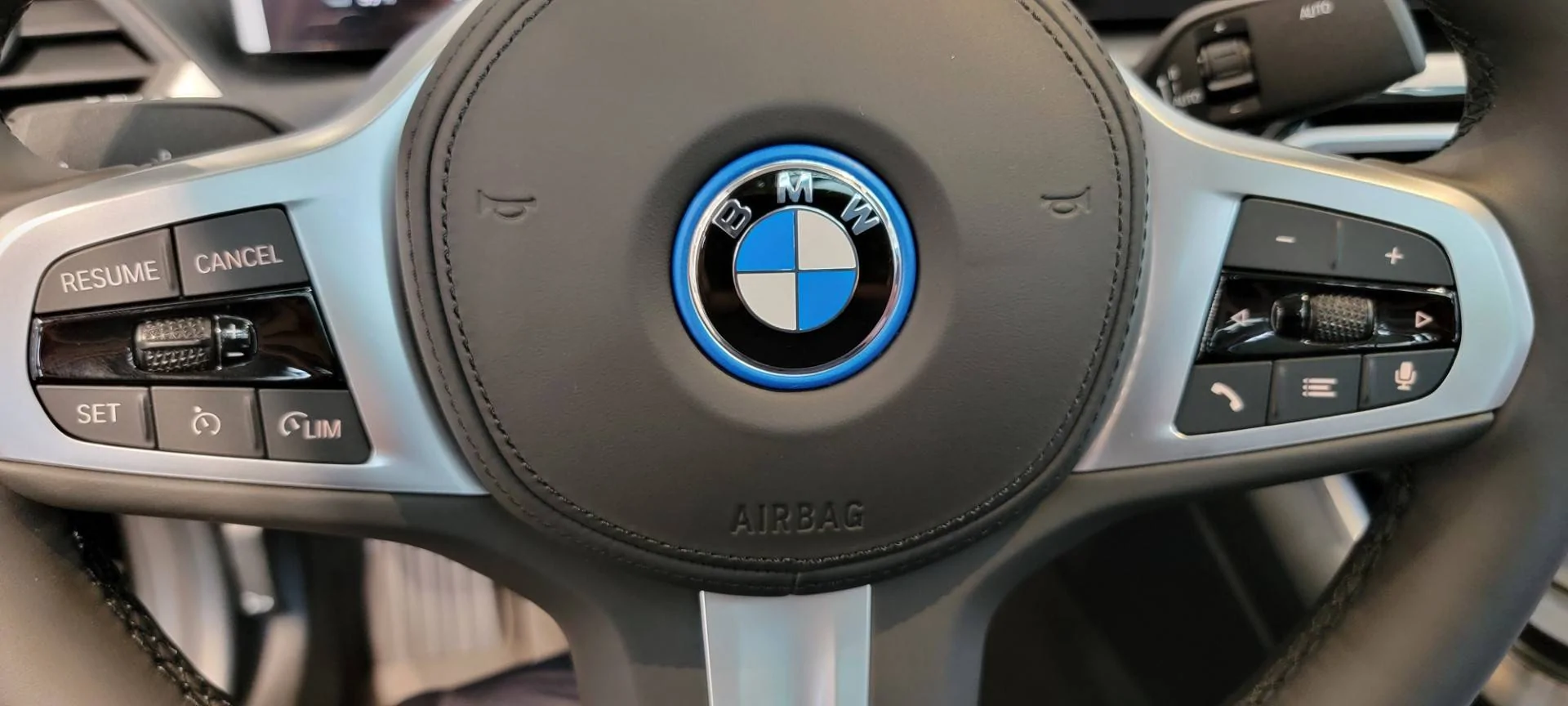 Porsche Taycan BMW XM. What are they thinking? 20230321_153736