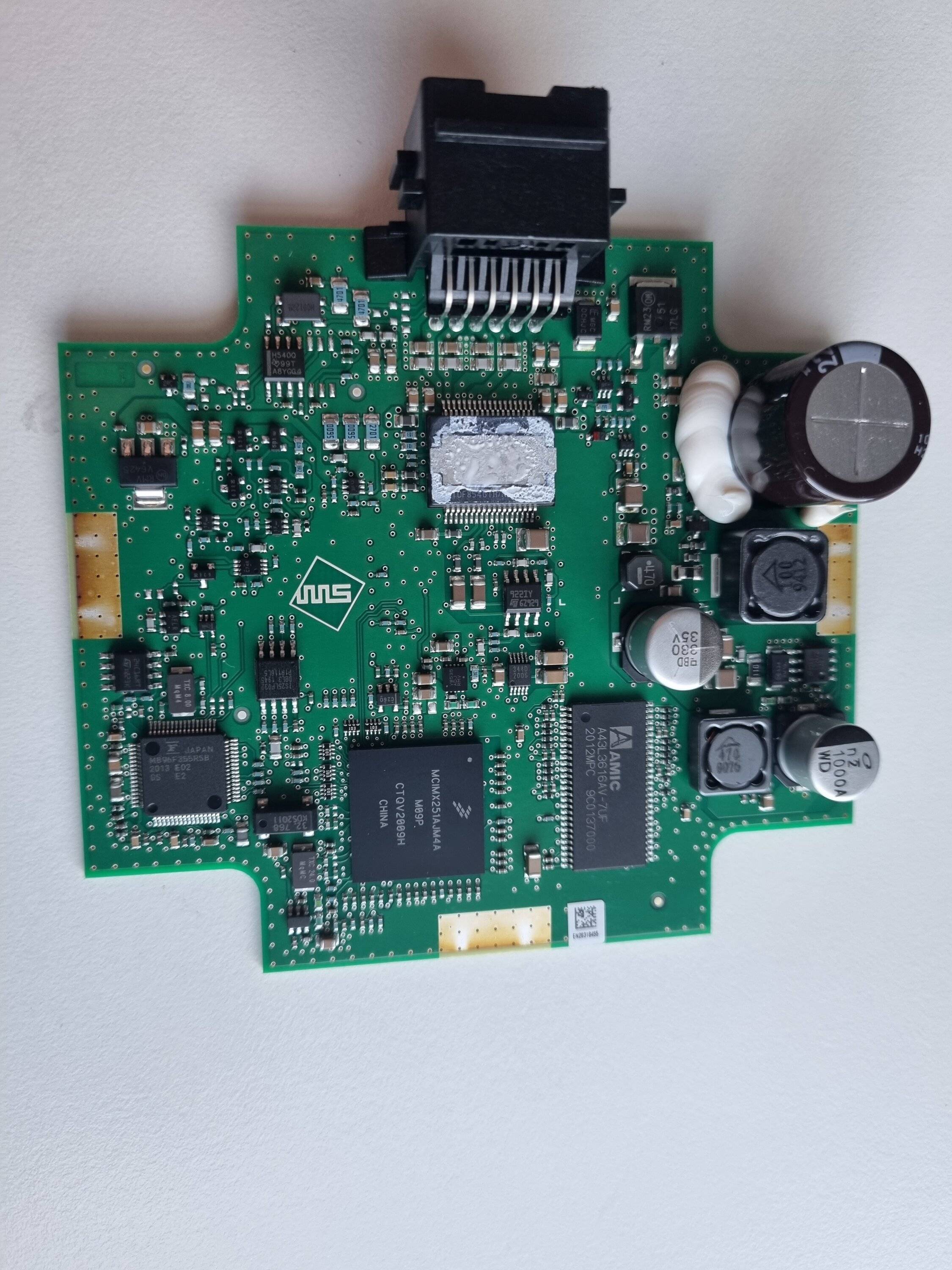 Porsche Taycan Reverse Engineering the Sport Sound Module 20230213_124954