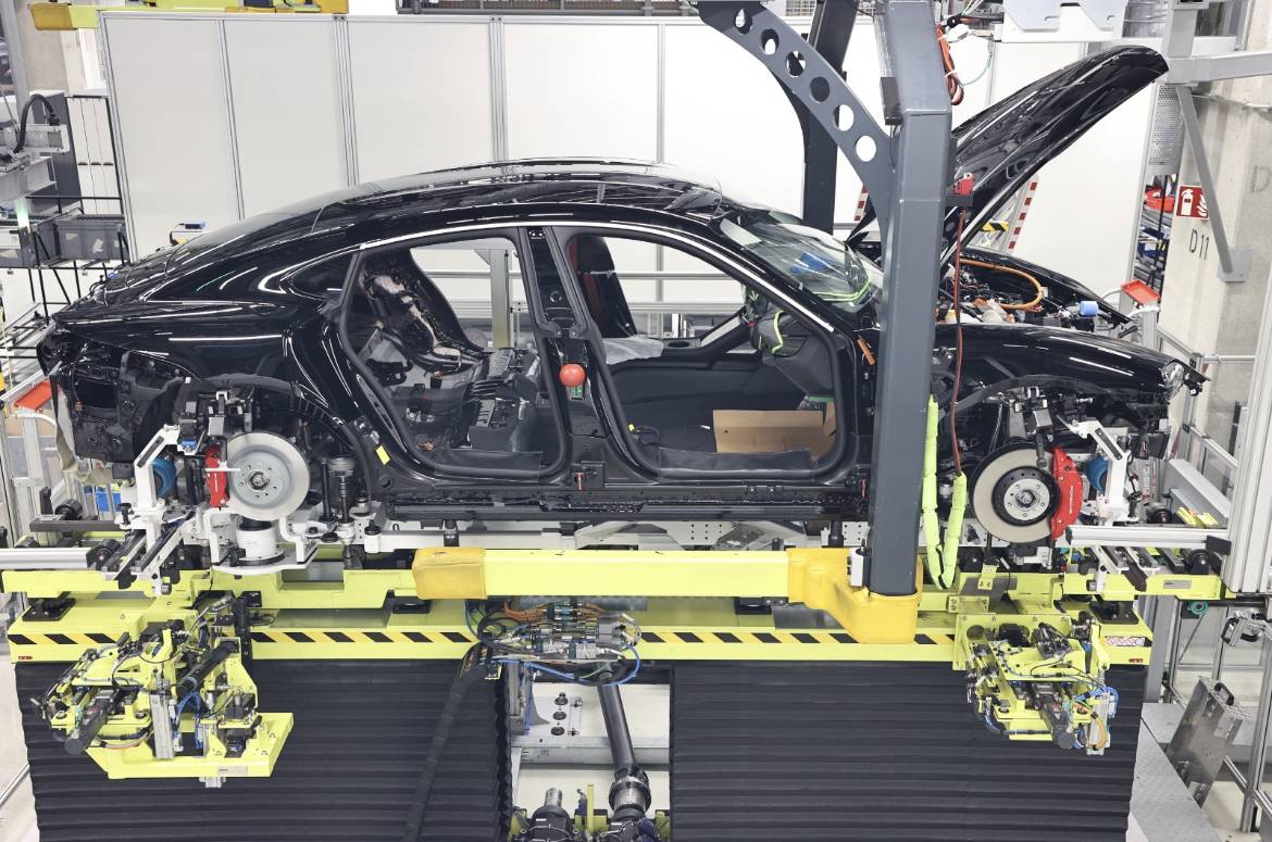 Porsche Taycan UK order status and delays? 13CE19D2-0623-404E-88C3-2640367EA4A0