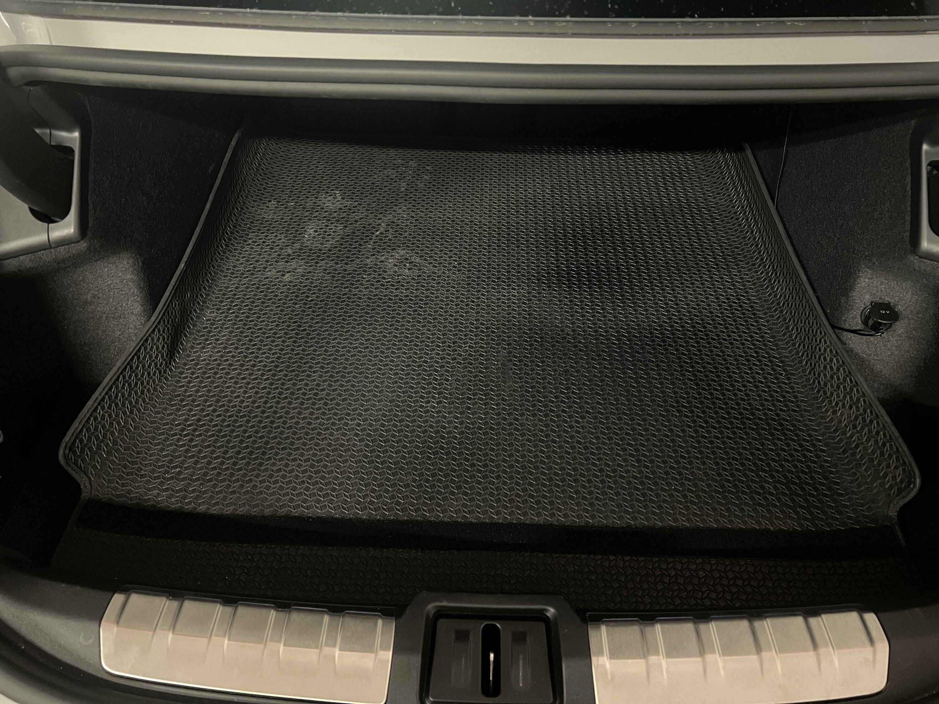 Porsche Taycan Great rear cargo trunk liner! 6DD8C82D-F14E-43BF-9831-6CF42C24FC59