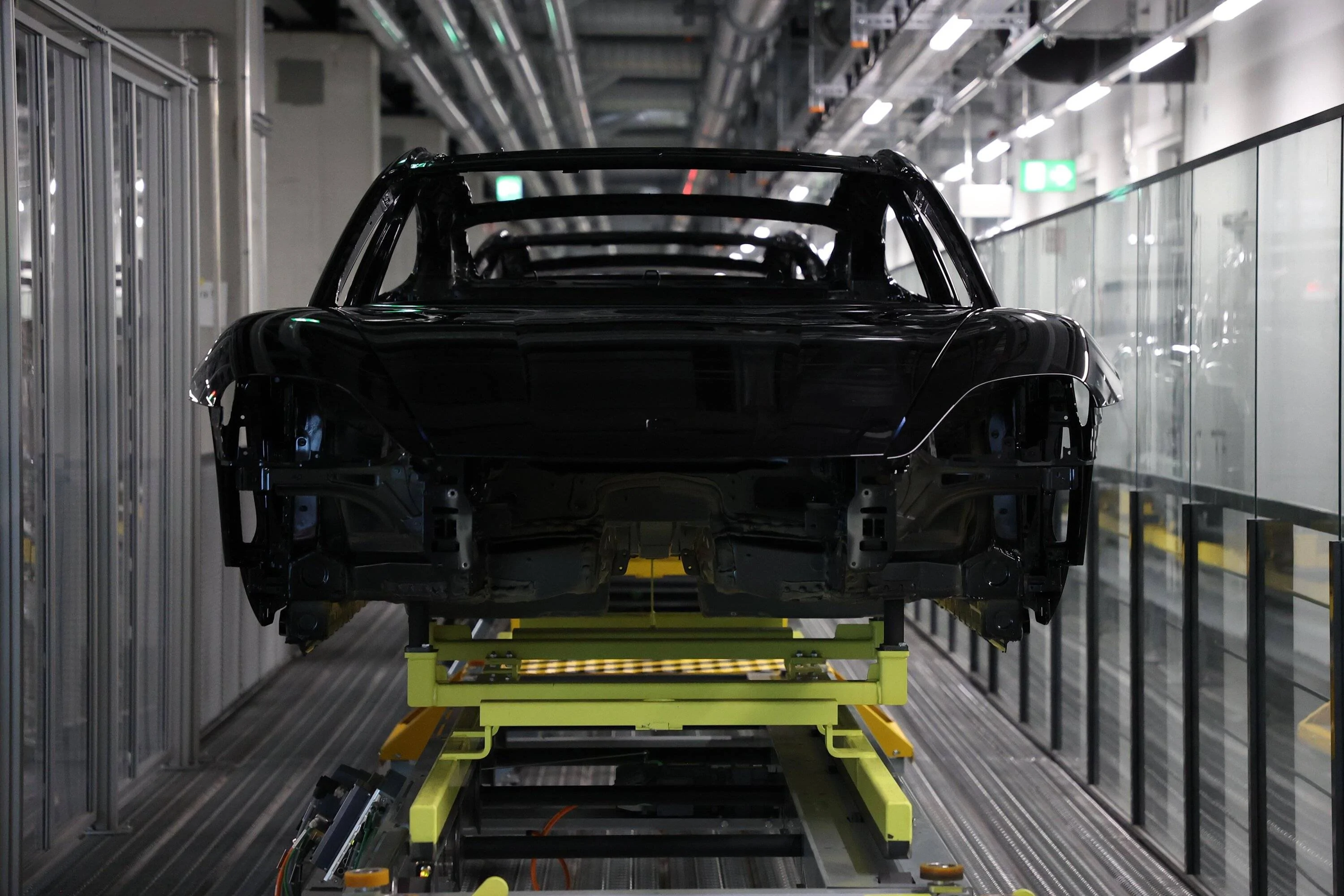 Porsche Taycan UK order status and delays? 63f35f7ec9a4e6284870c203