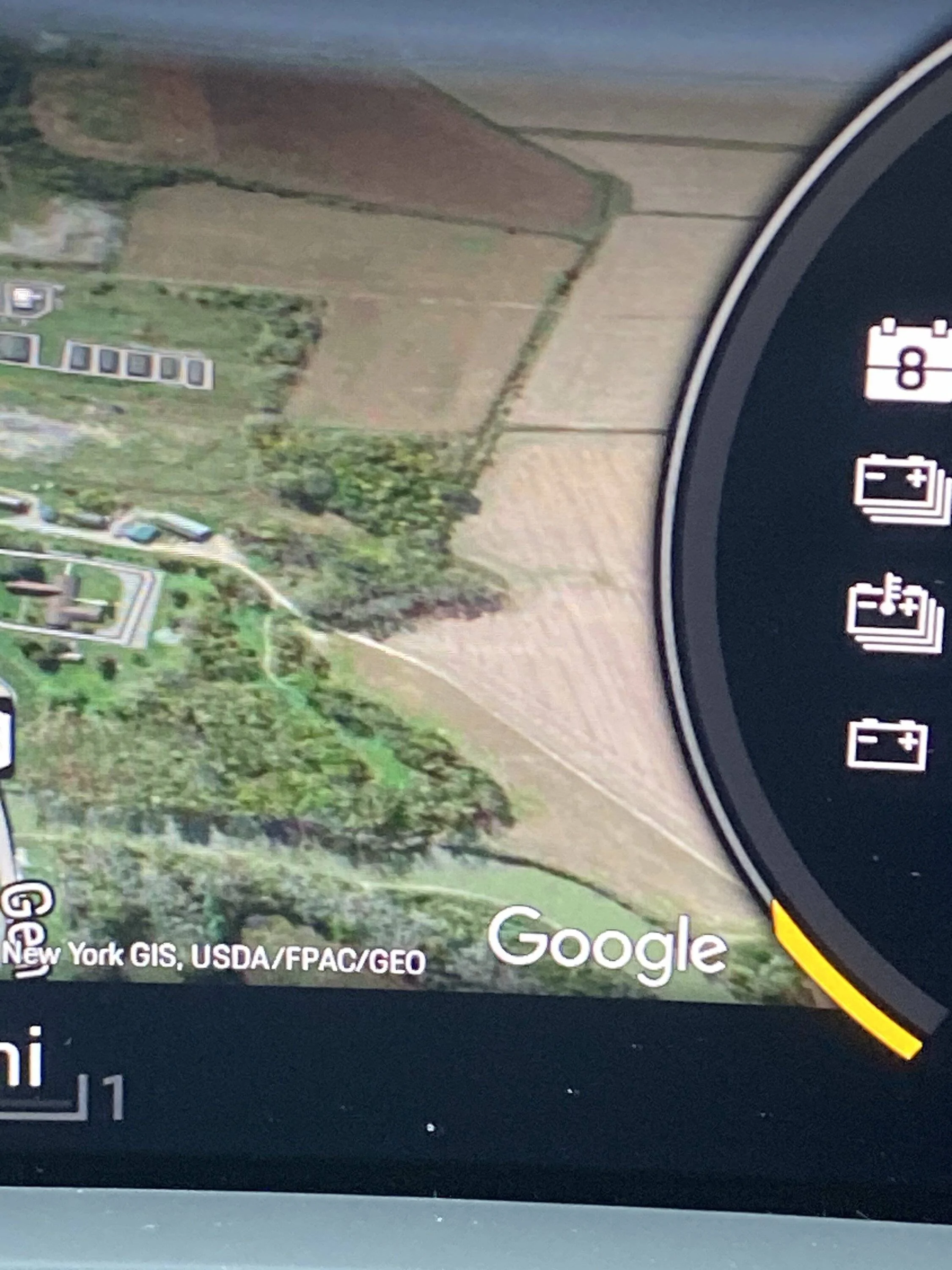 Porsche Taycan Google earth / maps on cockpit imag