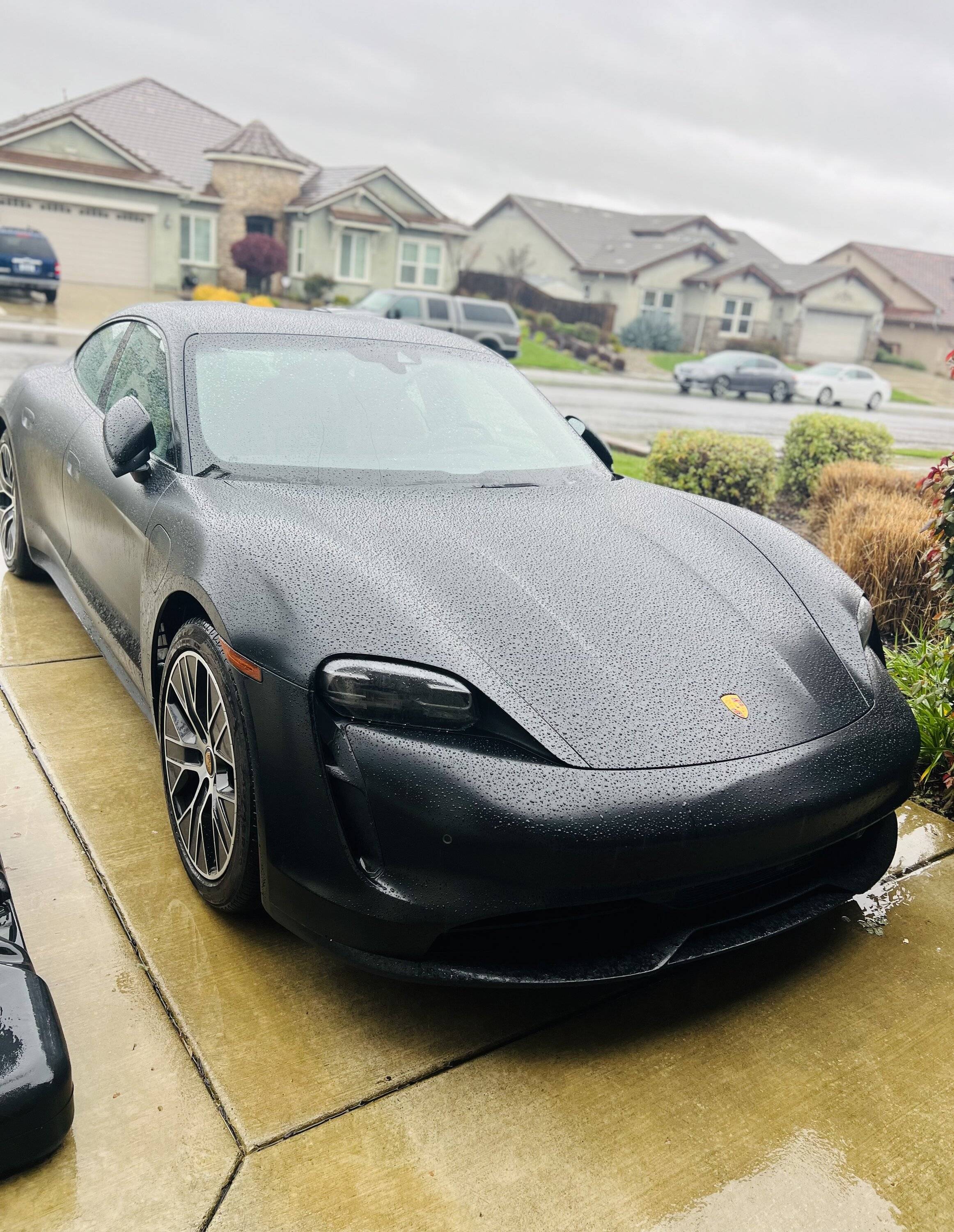 Porsche Taycan Taycan in the rain with PPF/ceramic boost 8760561F-05F7-4CF2-B767-14531F38B44E