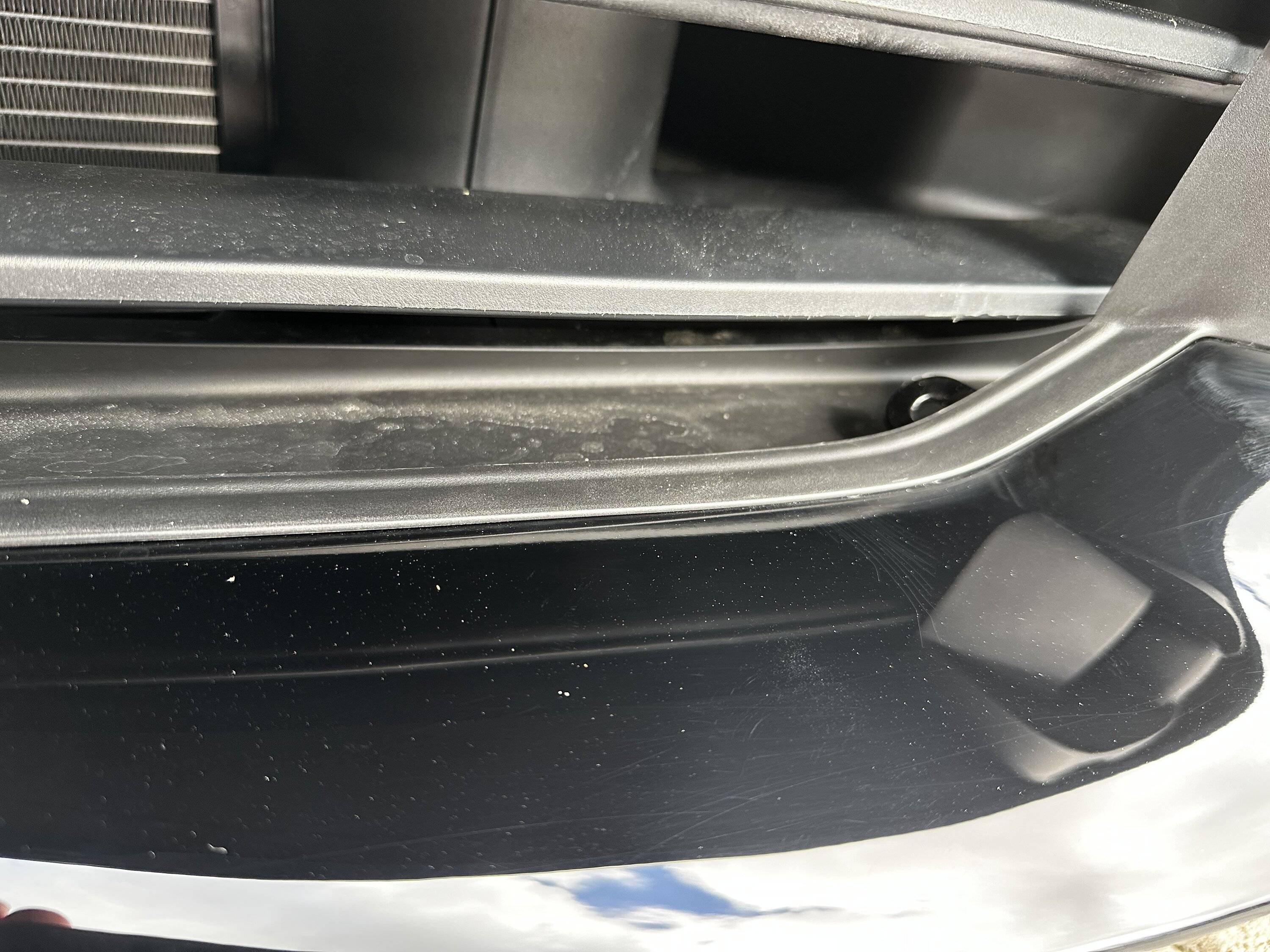 Porsche Taycan Remove front lip image_16838401.JPG