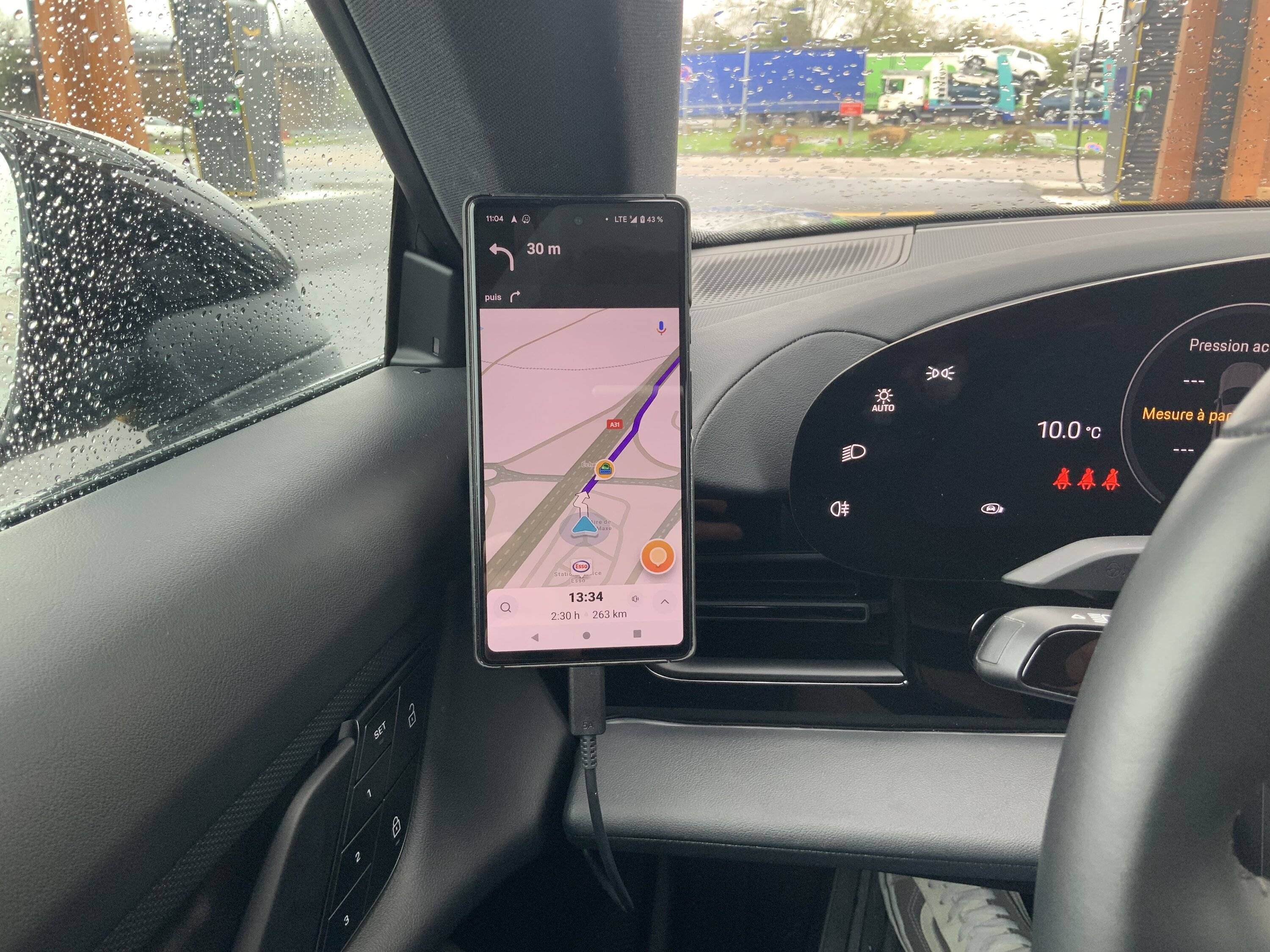 Porsche Taycan My 3D printed Taycan phone holder B6291472-9D90-40B5-BB5F-E8395766D5DC