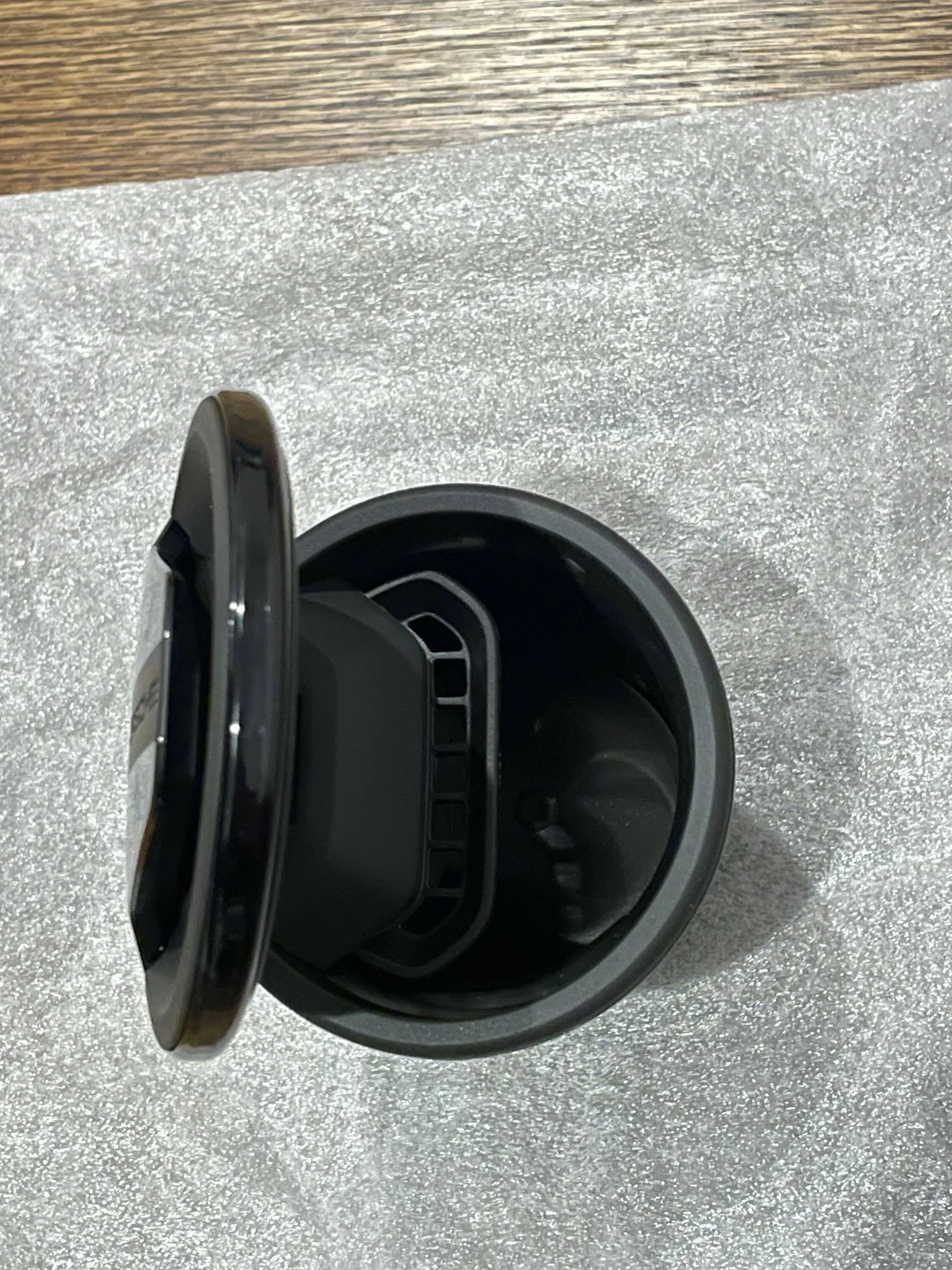 Porsche Taycan FS: Cupholder Ashtray Insert (Smoking Package) - new IMG_6949