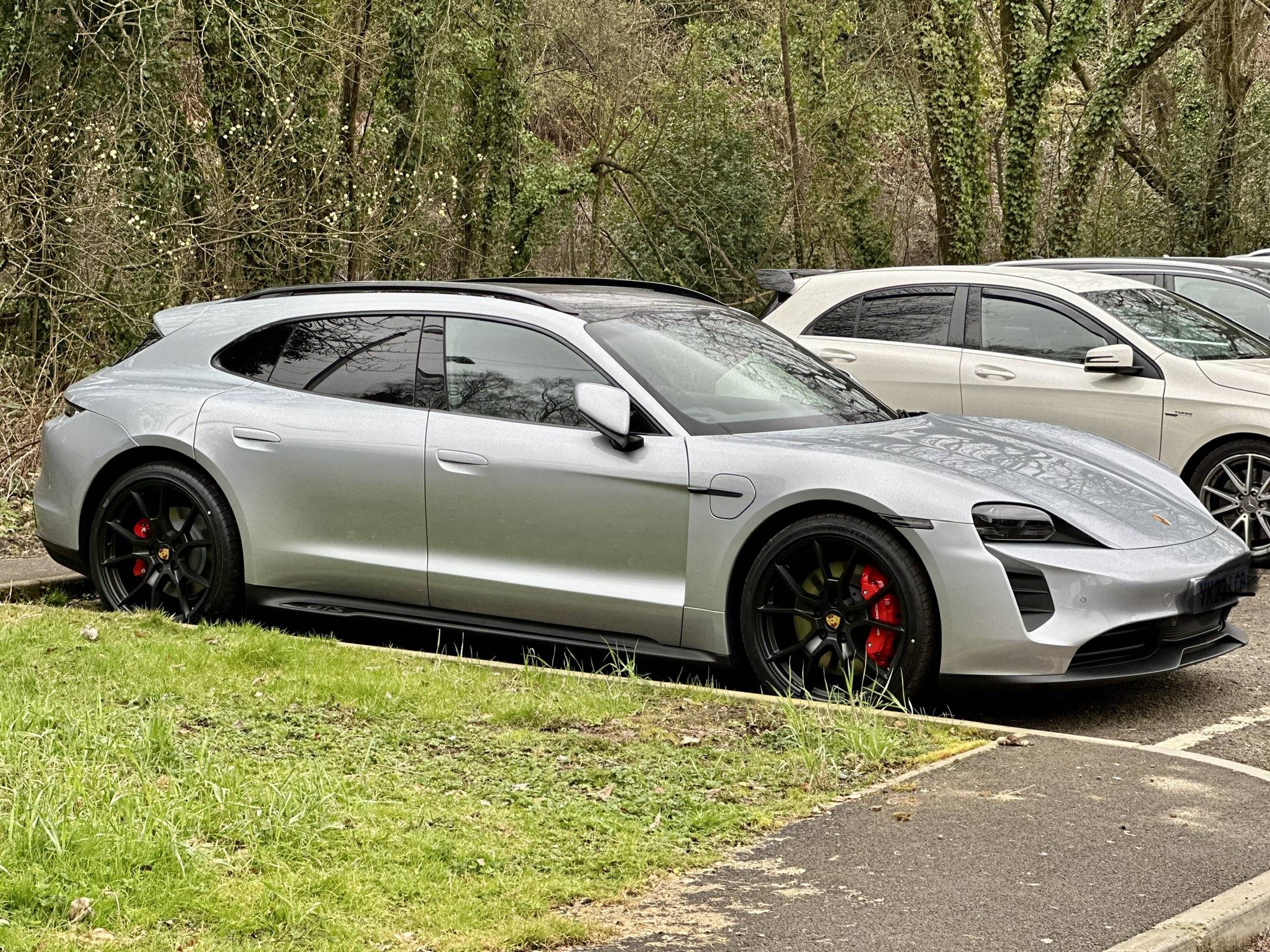 Porsche Taycan GTS Orders UK 3187163D-572A-409D-A4CD-AE605604B38A