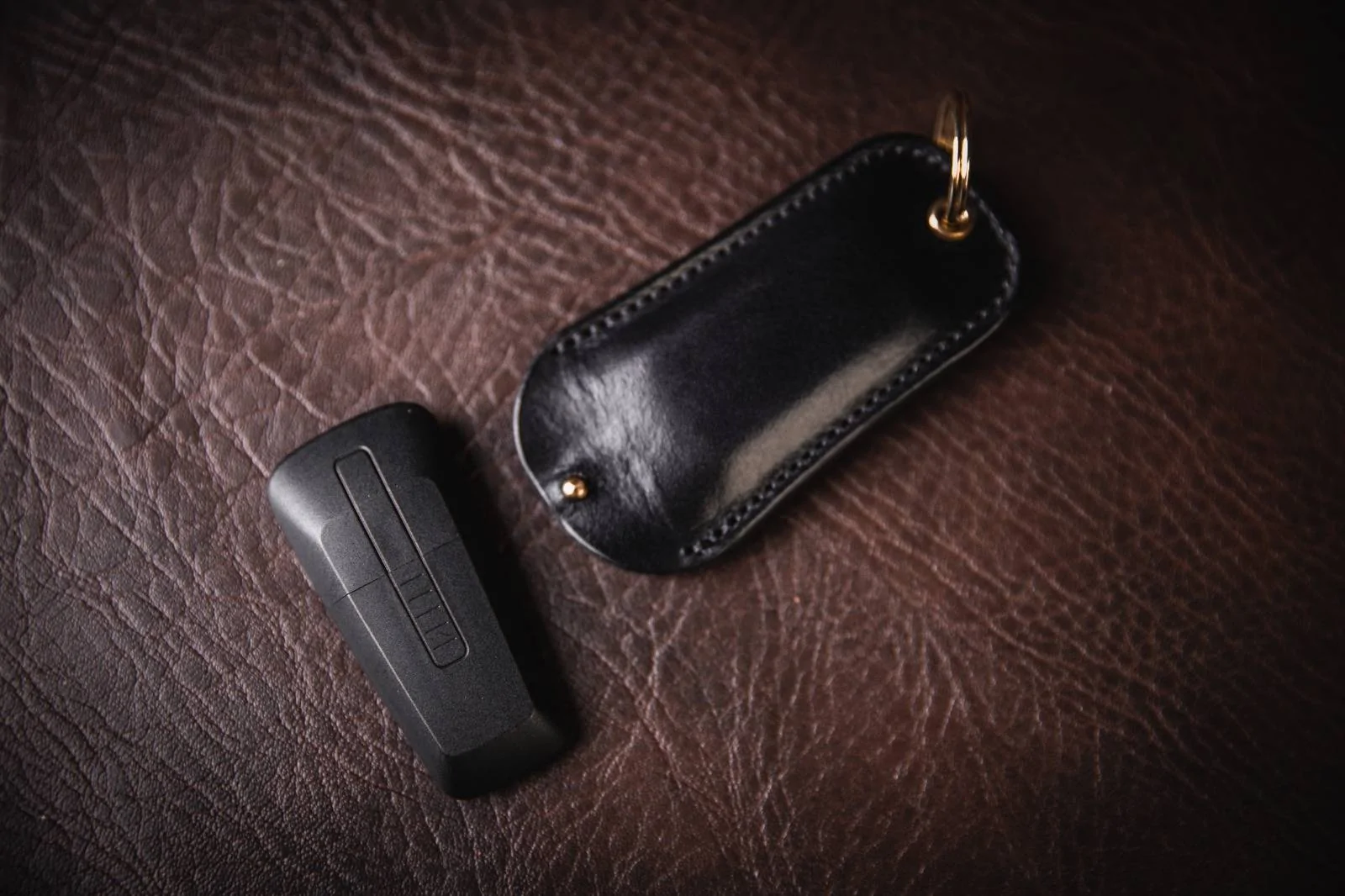Porsche Taycan Tracker Fob Pouch WhatsApp Image 2023-02-21 at 09.53.39