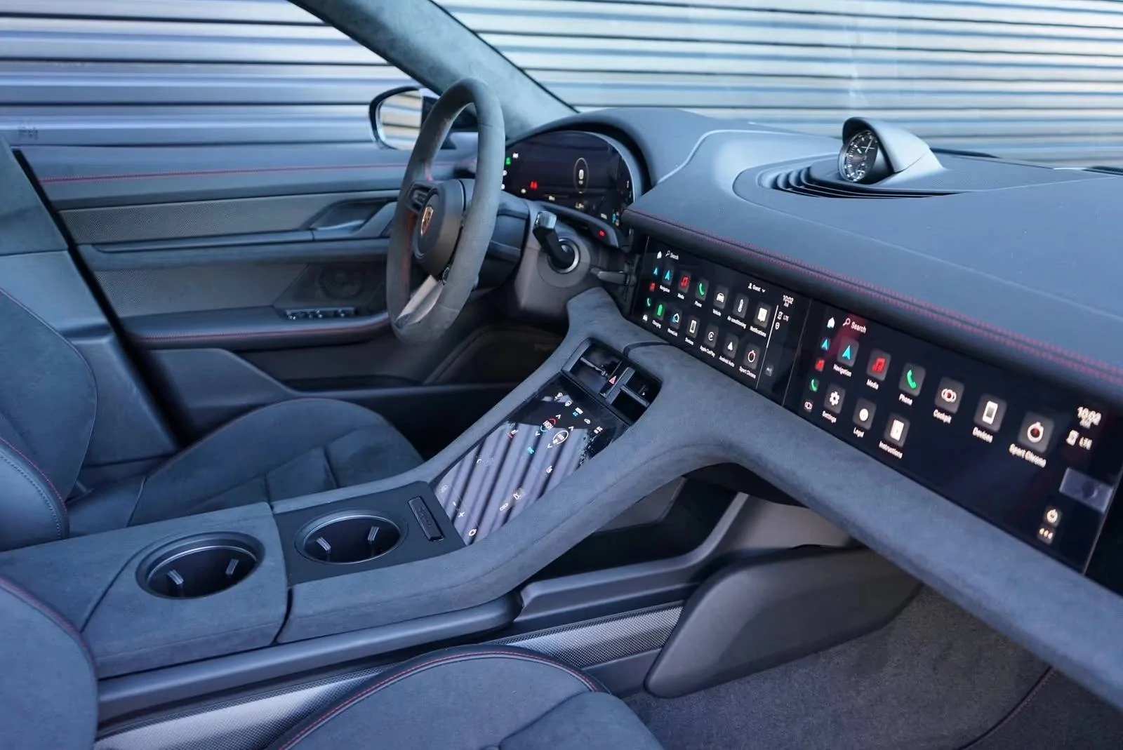 Porsche Taycan GTS Deviated Stitch Question 1600