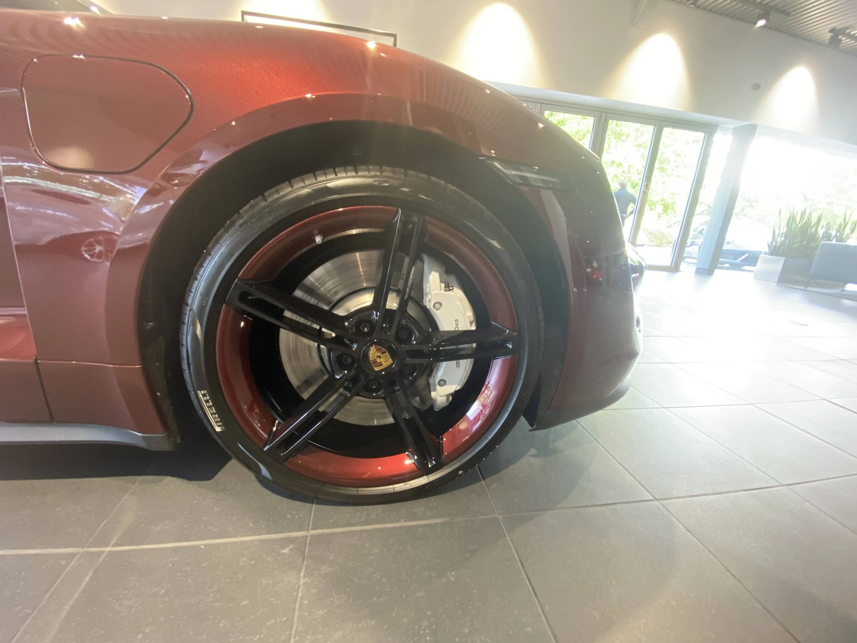 Porsche Taycan CHERRY METALLIC Taycan Club IMG_1632