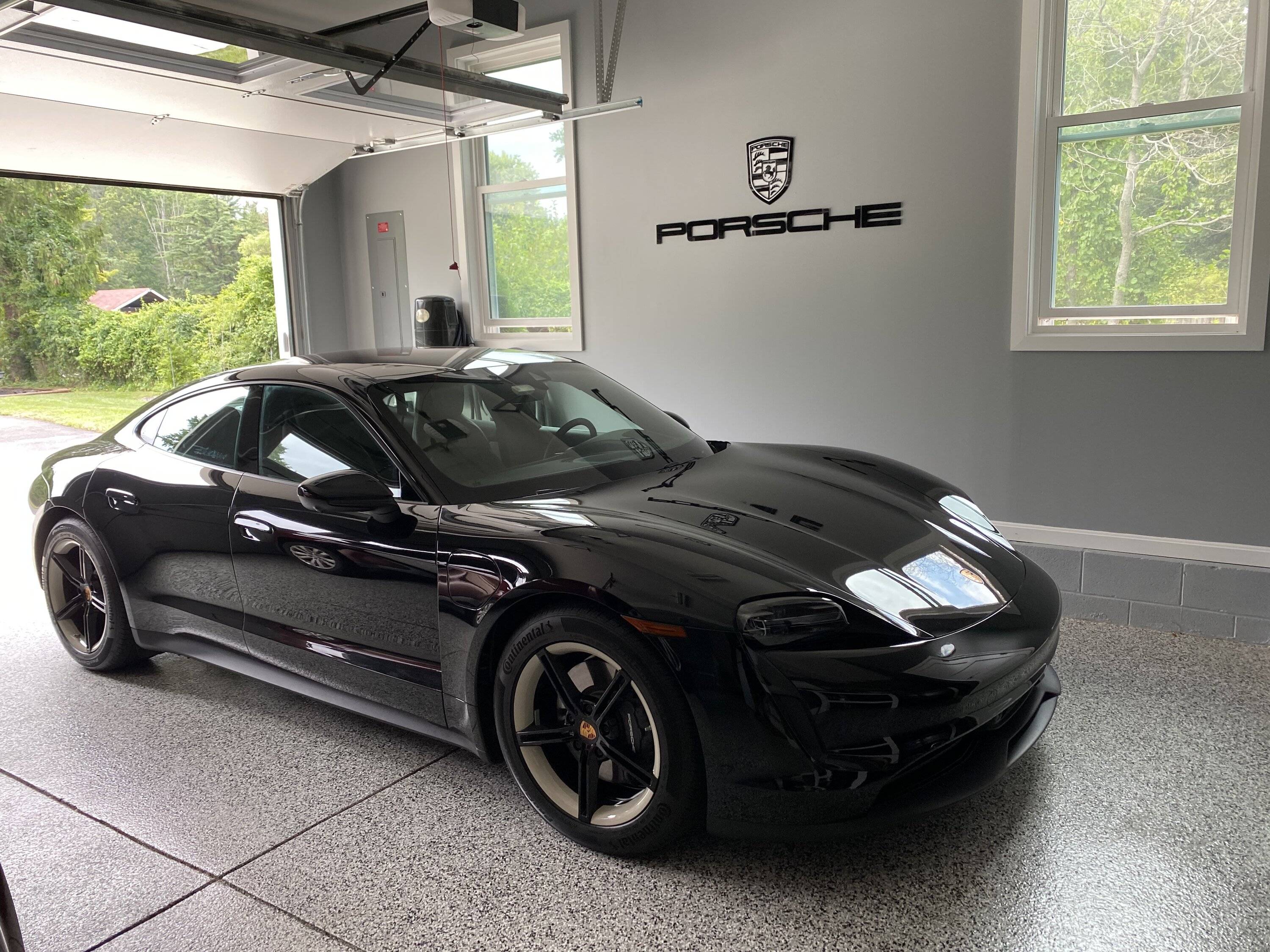 Porsche Taycan These are the PERFECT set of wheels E592DD89-8A2D-489C-9C6B-1BF866FEAFD7