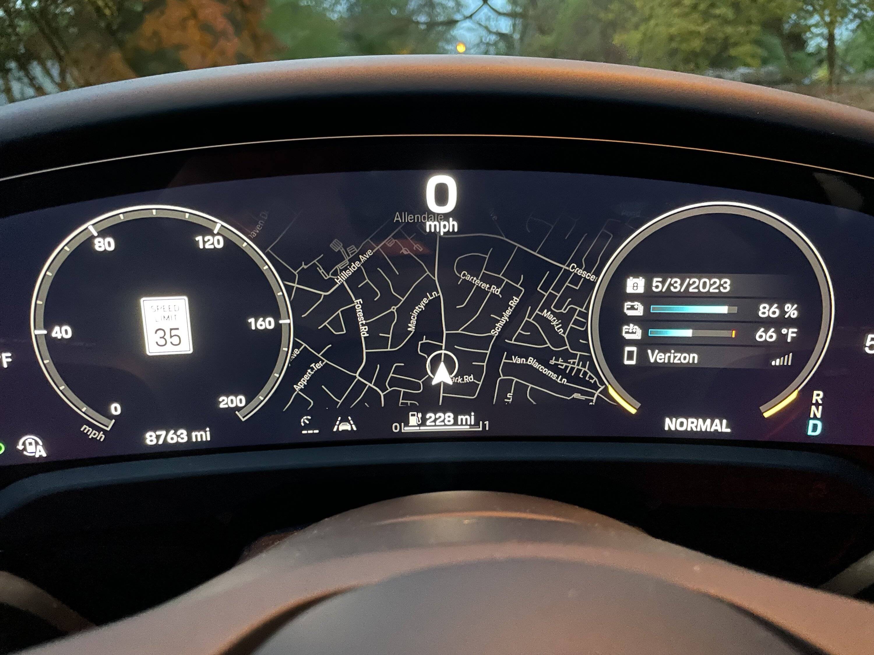 Porsche Taycan Anyone averaging around 209 miles on 85% charge on Taycan Turbo? IMG_0845