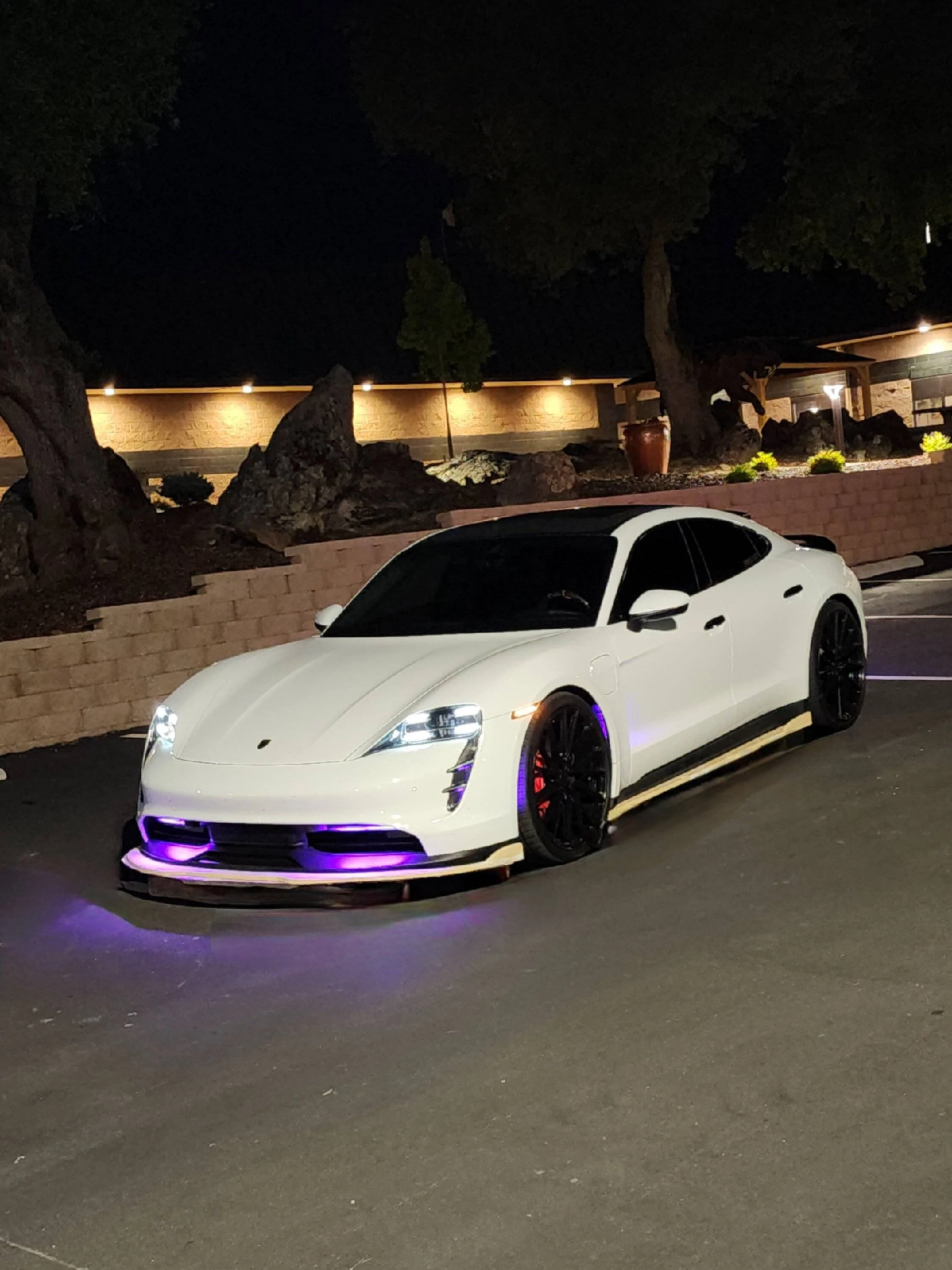 Porsche Taycan Aftermarket front lip (wip) for Taycan in the works 20230510_032145