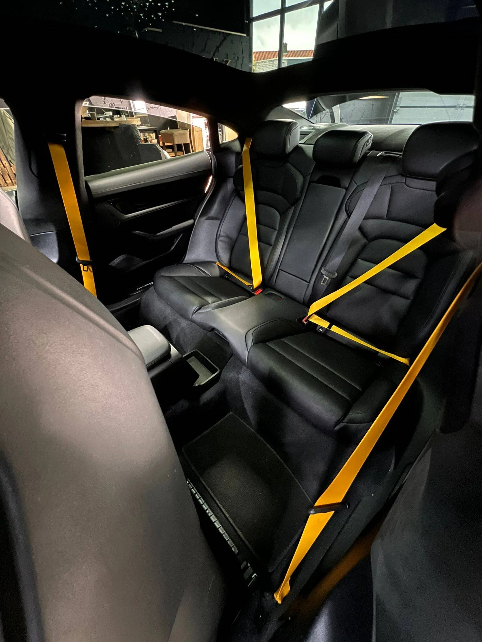 Porsche Taycan Modified Taycan  Turbo  S  Prior-Design IMG-20230510-WA0038