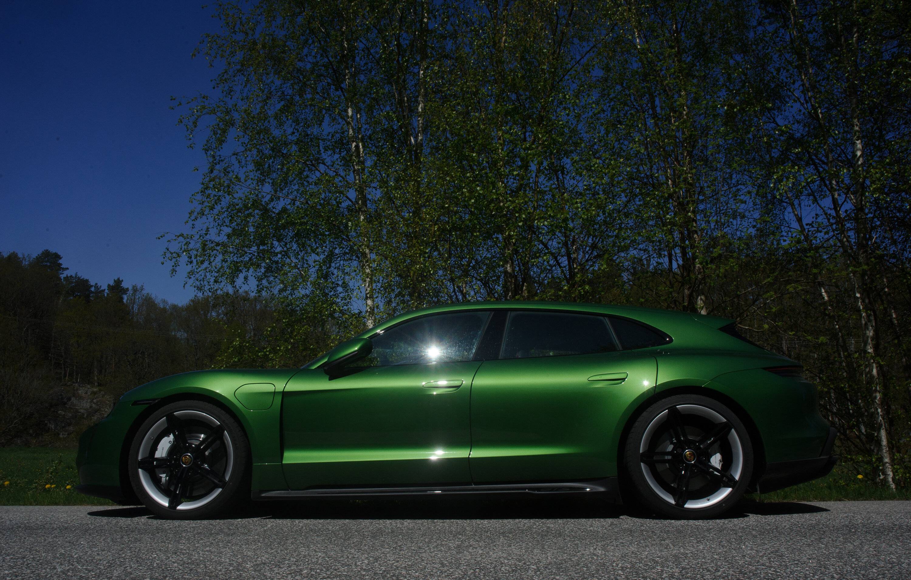 Porsche Taycan MAMBA GREEN Taycan Club _DSC3707