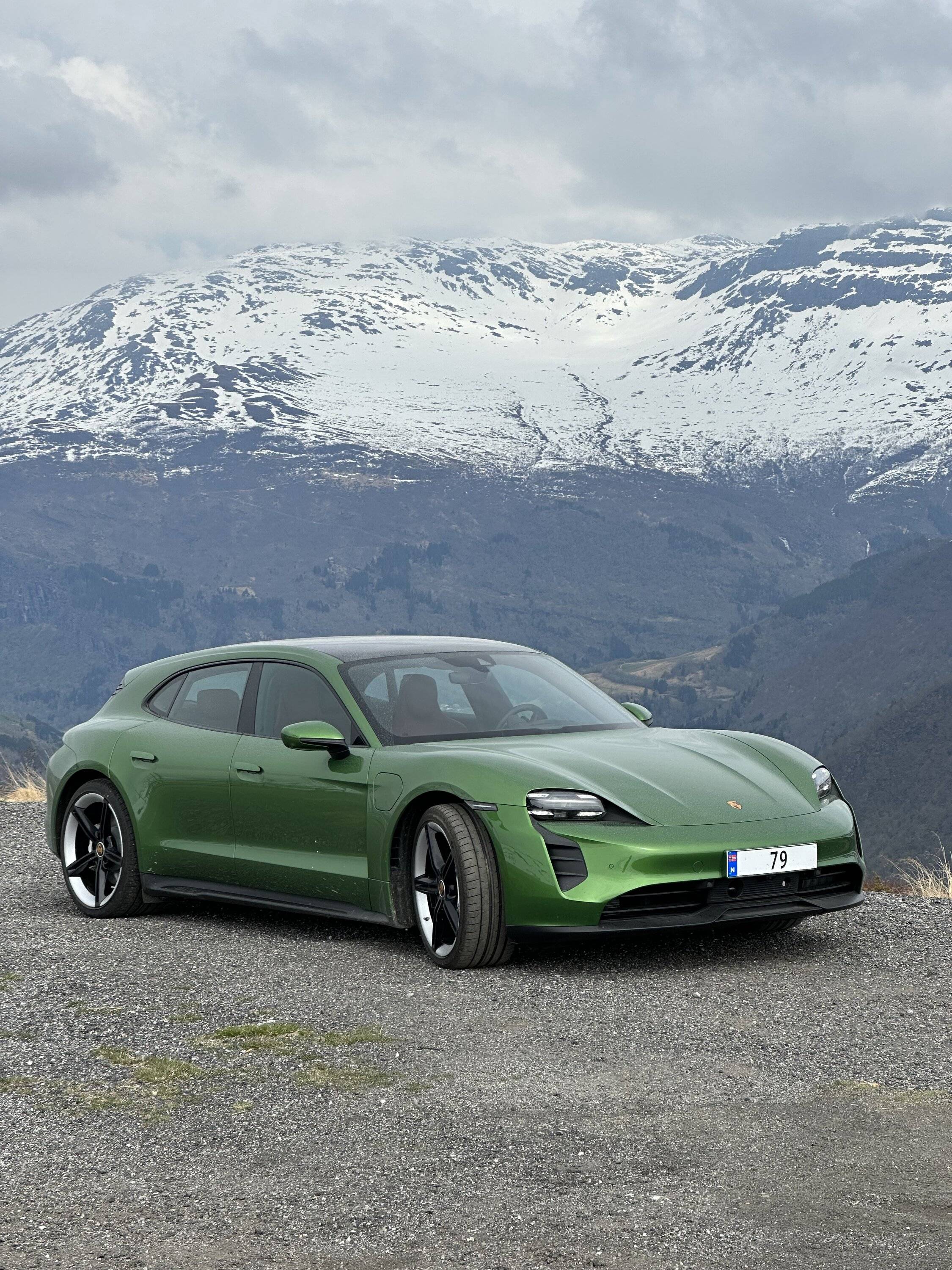 Porsche Taycan Location! Location! Location!  Post Artistic Photos of Your Taycan with Scenery IMG_1894