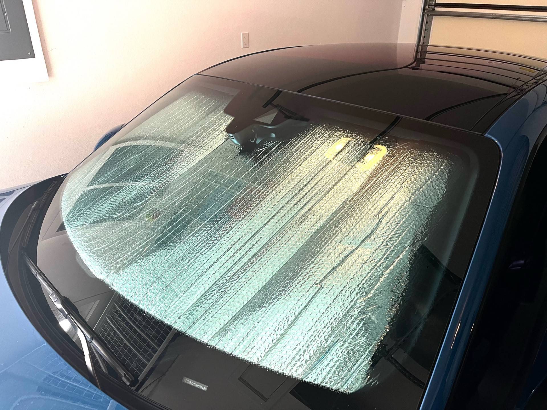 Porsche Taycan FS:  Custom windshield sunshade for Taycan sunshadetaycan