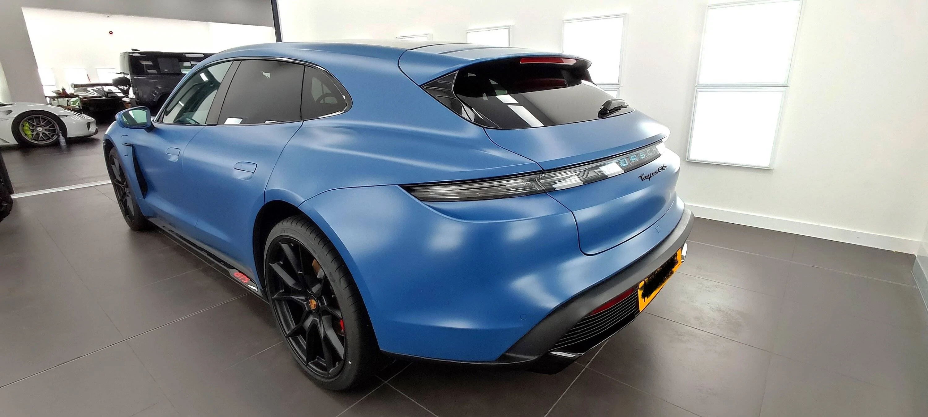 Porsche Taycan NEPTUNE BLUE Taycan Club IMG_20230526_204150