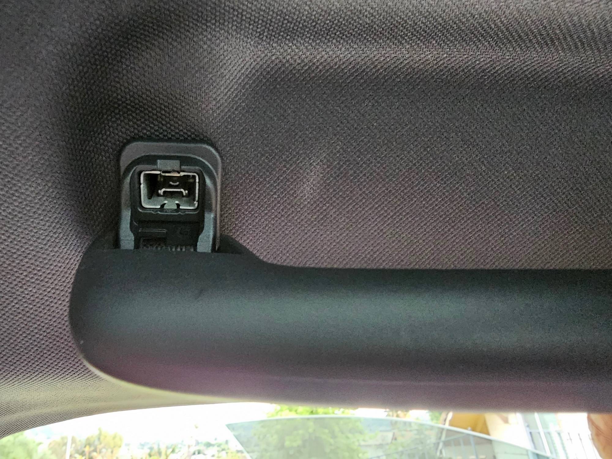 Porsche Taycan Sunglasses holder in place of grab handle handle3