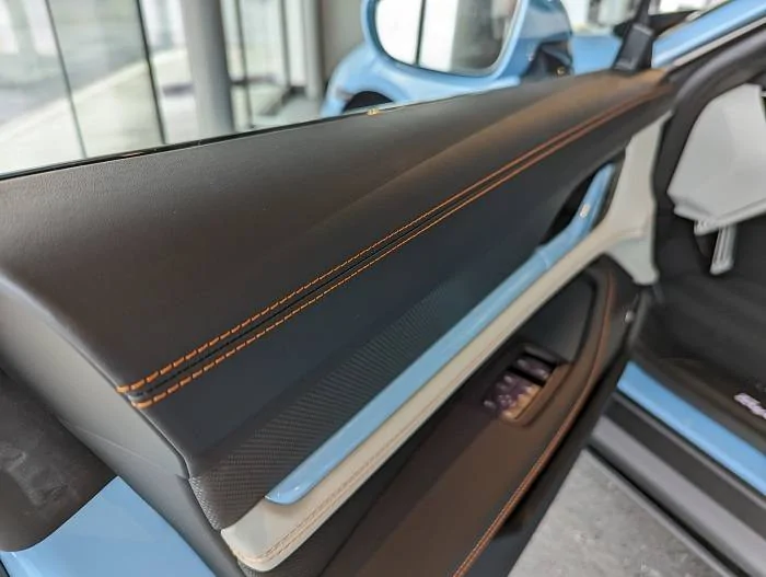 Porsche Taycan '24 Taycan 4S build feedback GTS_door