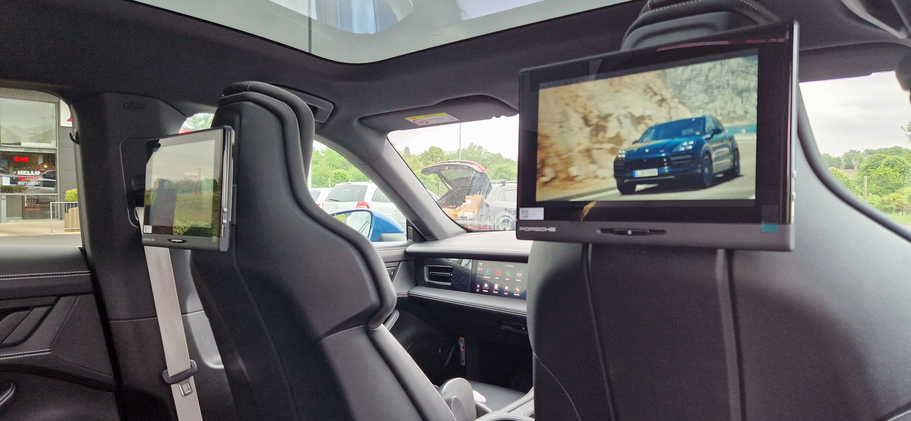 Porsche Taycan Porsche Rear Seat Entertainment (PRSE) Information 20230531_180529
