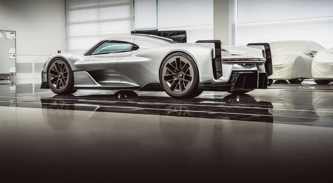 Porsche Taycan Porsche Mission X Electric Hypercar Concept Revealed! 2D83A66A-7714-4C99-AD1B-E3E77DD3560D