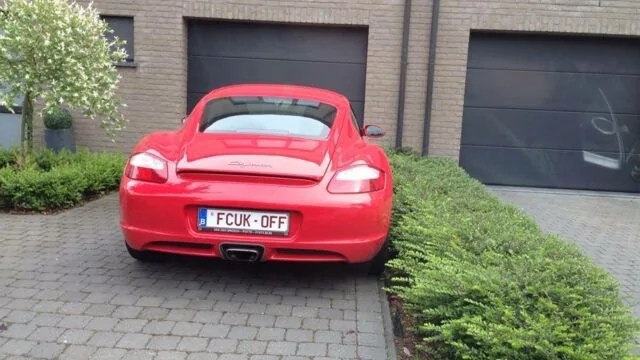 Porsche Taycan Private plates - cheesy or cool? les-plaques-d-immatriculation-les-plus-insolites-croisees-en-belgiqu