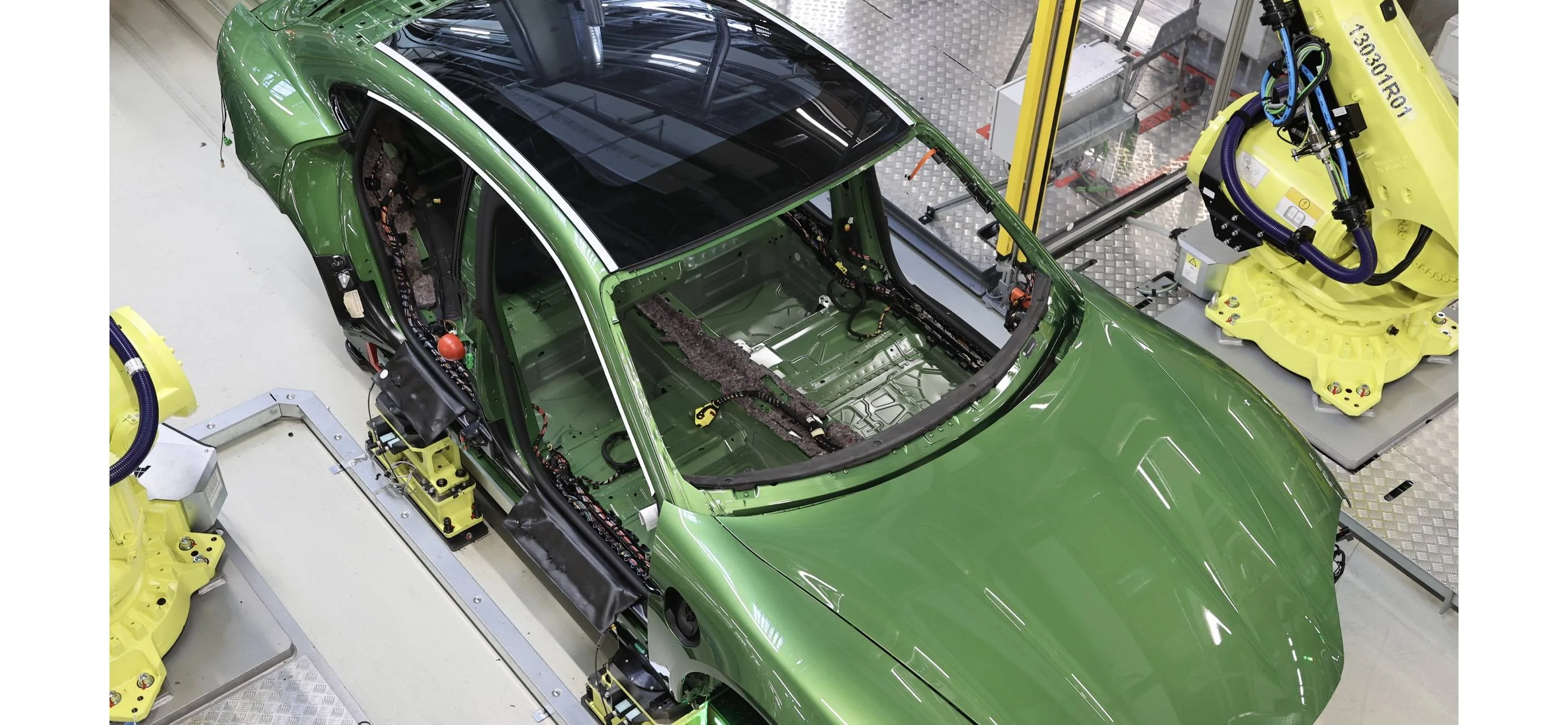 Porsche Taycan MAMBA GREEN Taycan Club IMG_6218