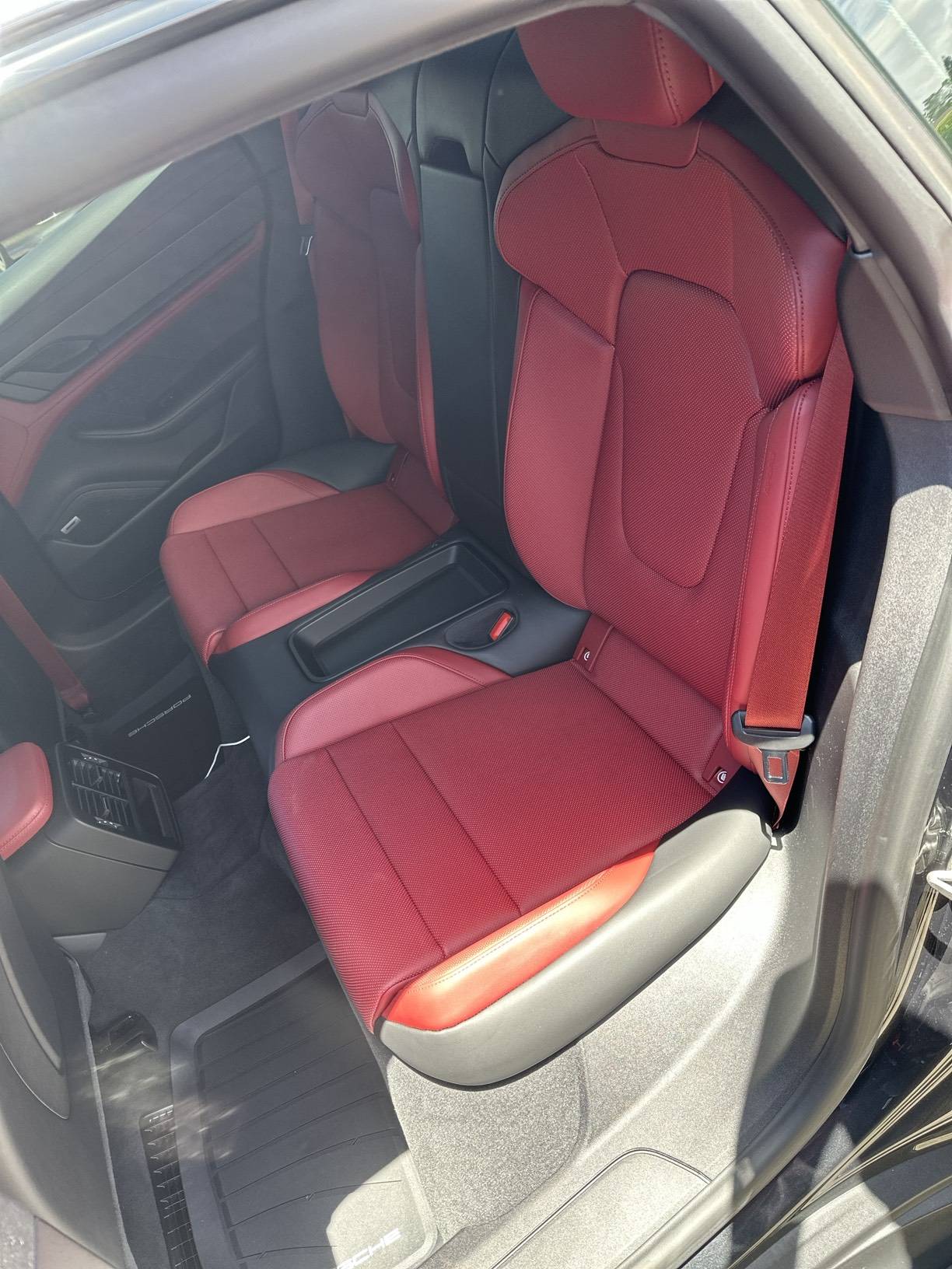 Porsche Taycan FOR SALE: 2022 Taycan low miles, garage kept!! IMG_3988