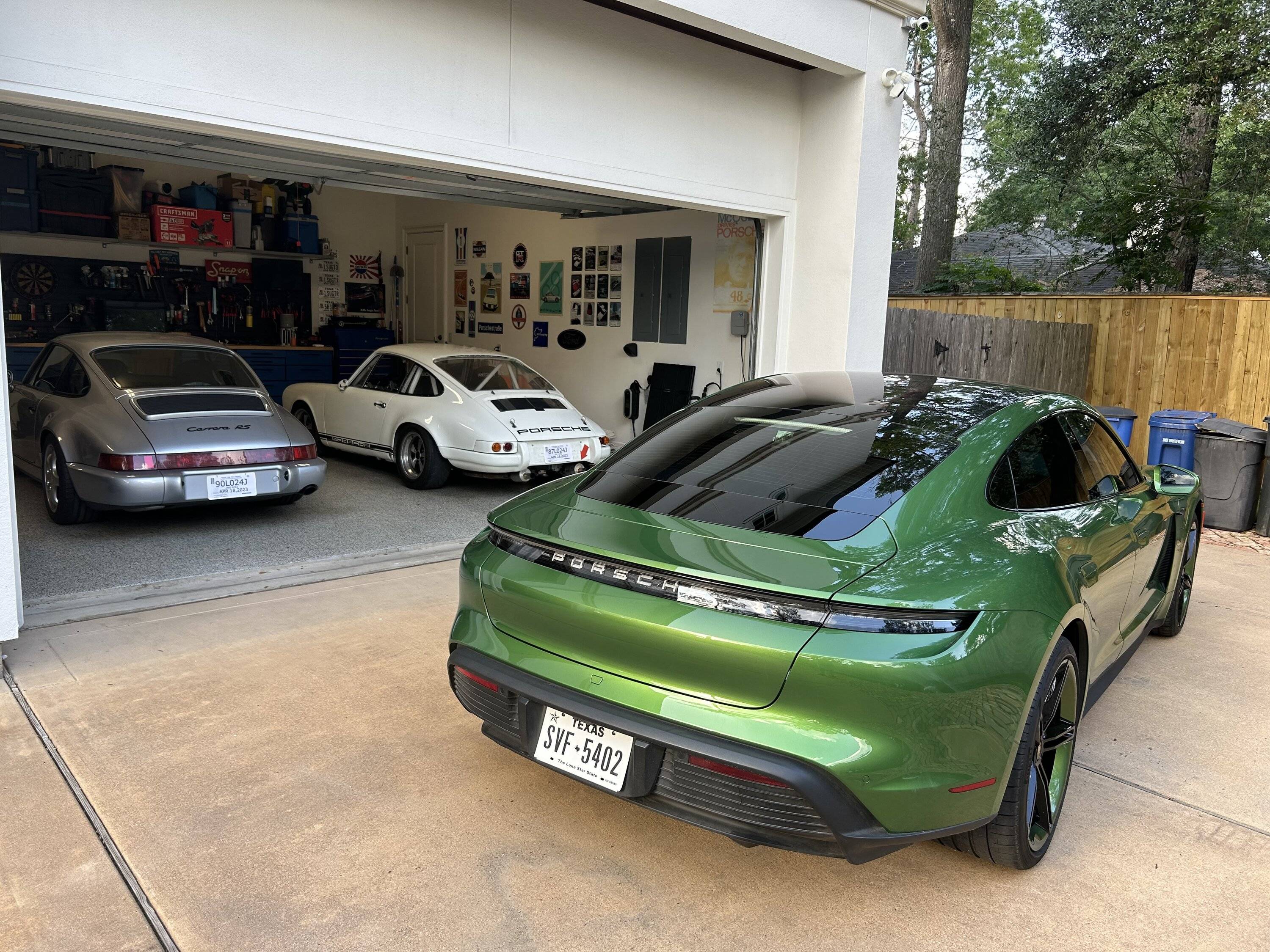Porsche Taycan MAMBA GREEN Taycan Club IMG_1807
