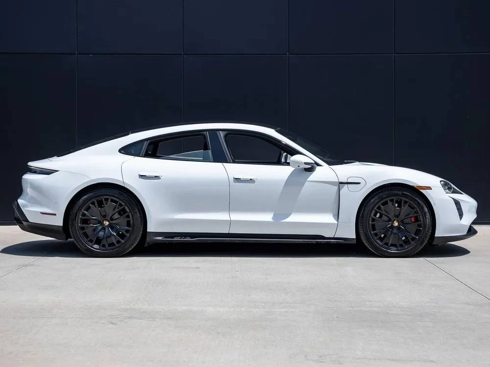 Porsche Taycan Photos request: White Taycan with tint? 10