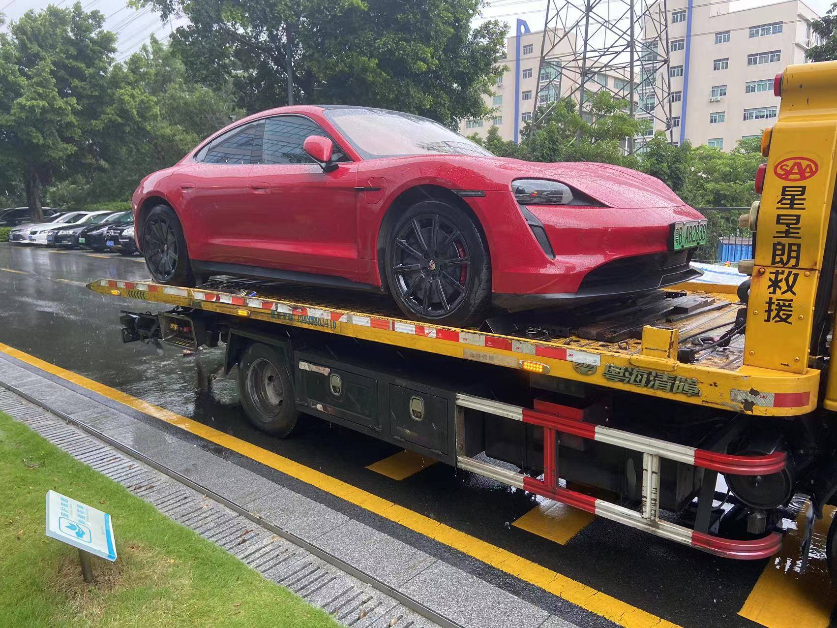 Porsche Taycan Should I even buy another EV? Weixin Image_20230706144704