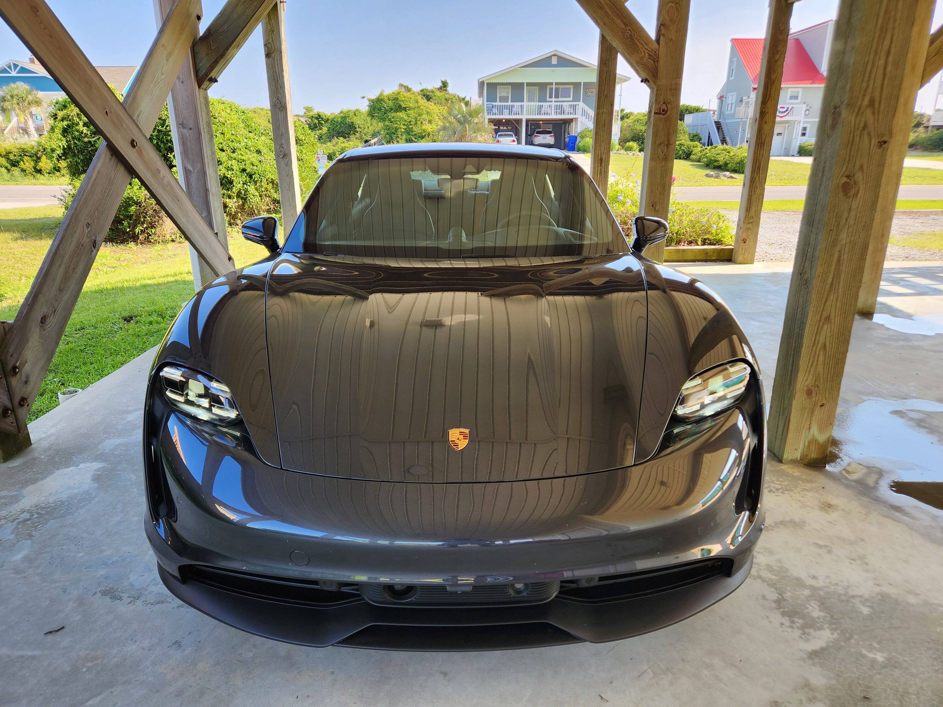 Porsche Taycan VOLCANO GREY Taycan Club 20230707_171639
