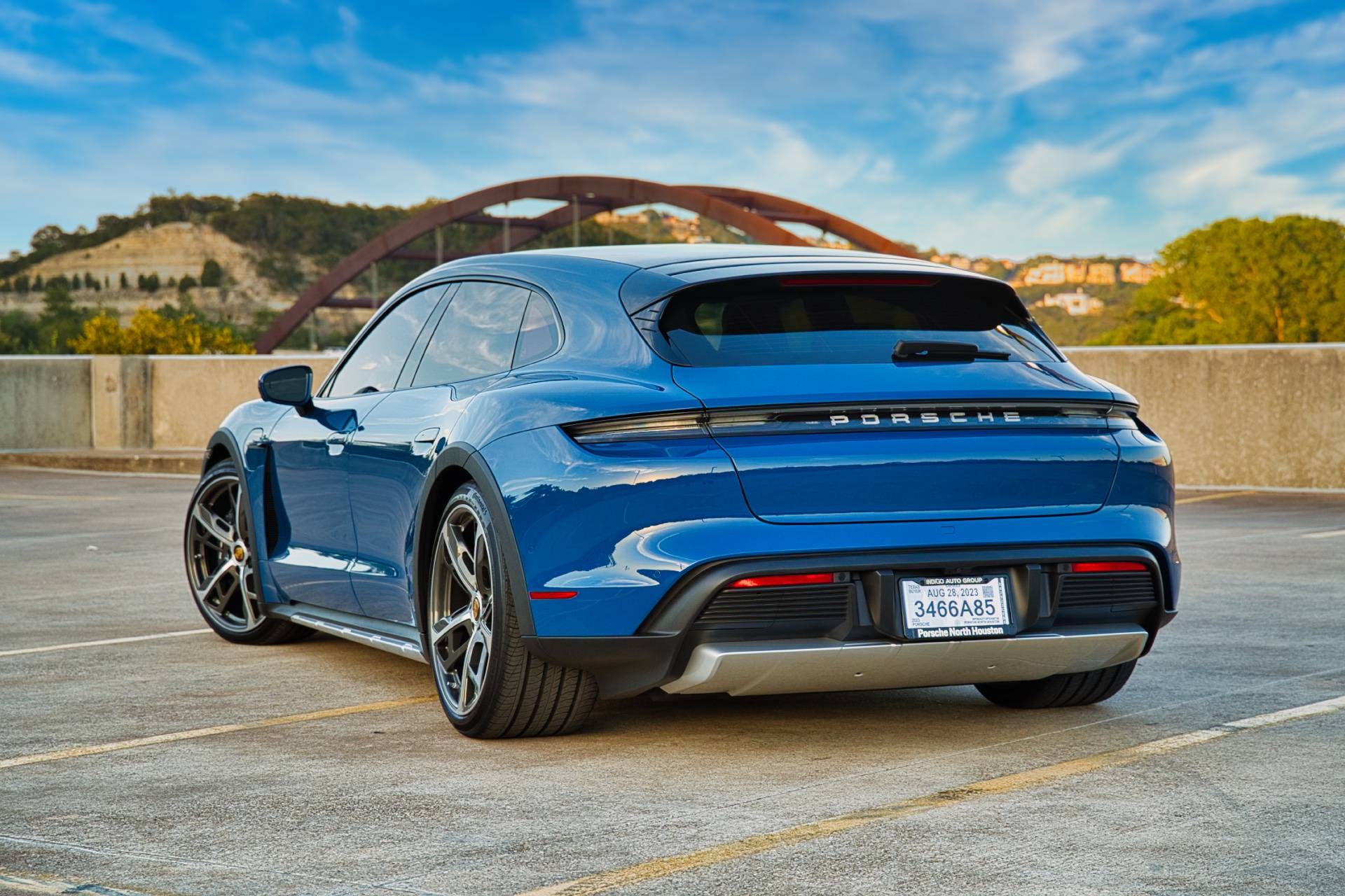 Porsche Taycan NEPTUNE BLUE Taycan Club _RC_0305