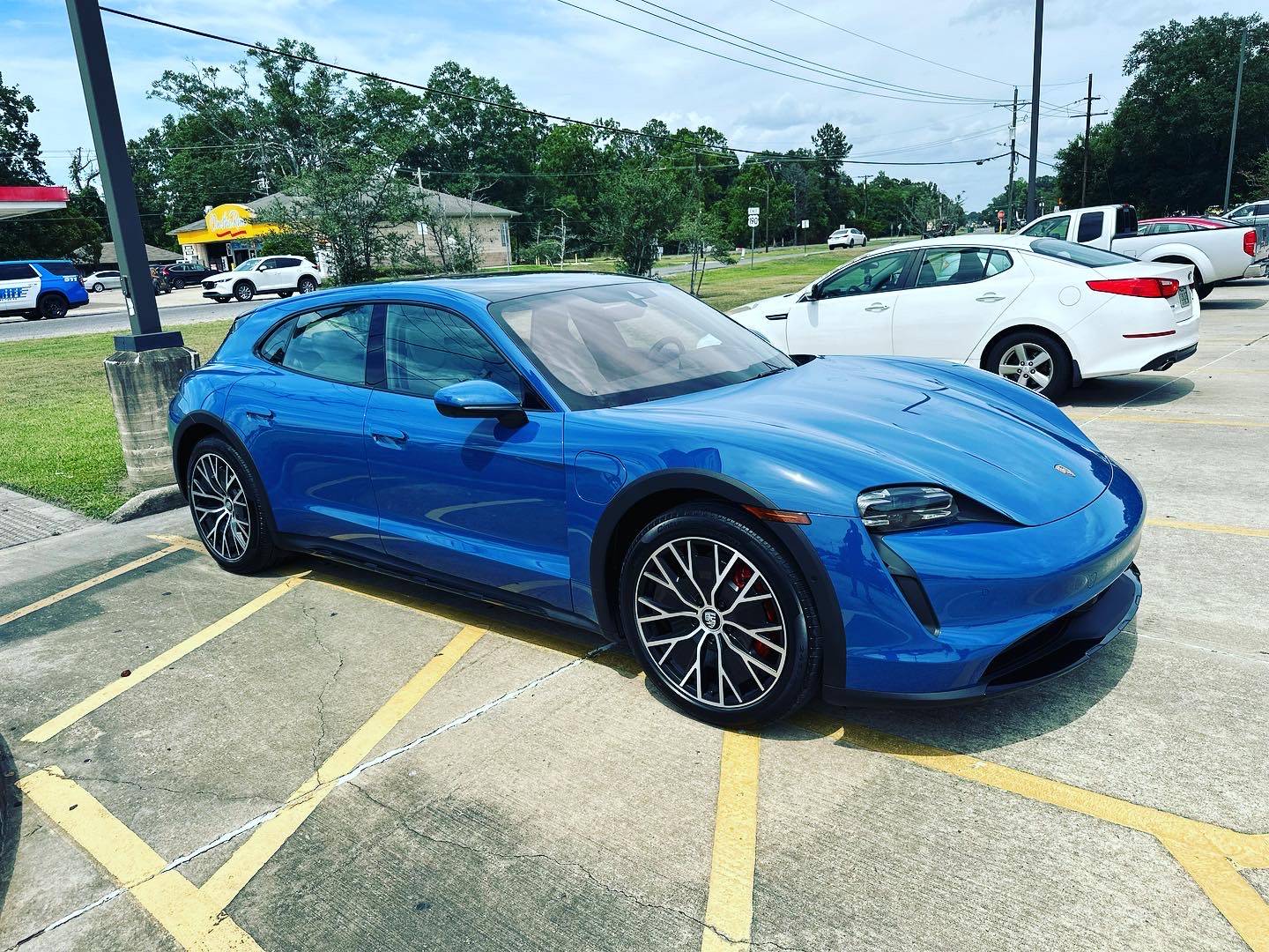 Porsche Taycan July 2023 Deliveries 4EA93D27-AEF5-4A51-91C4-48E897CACF2E