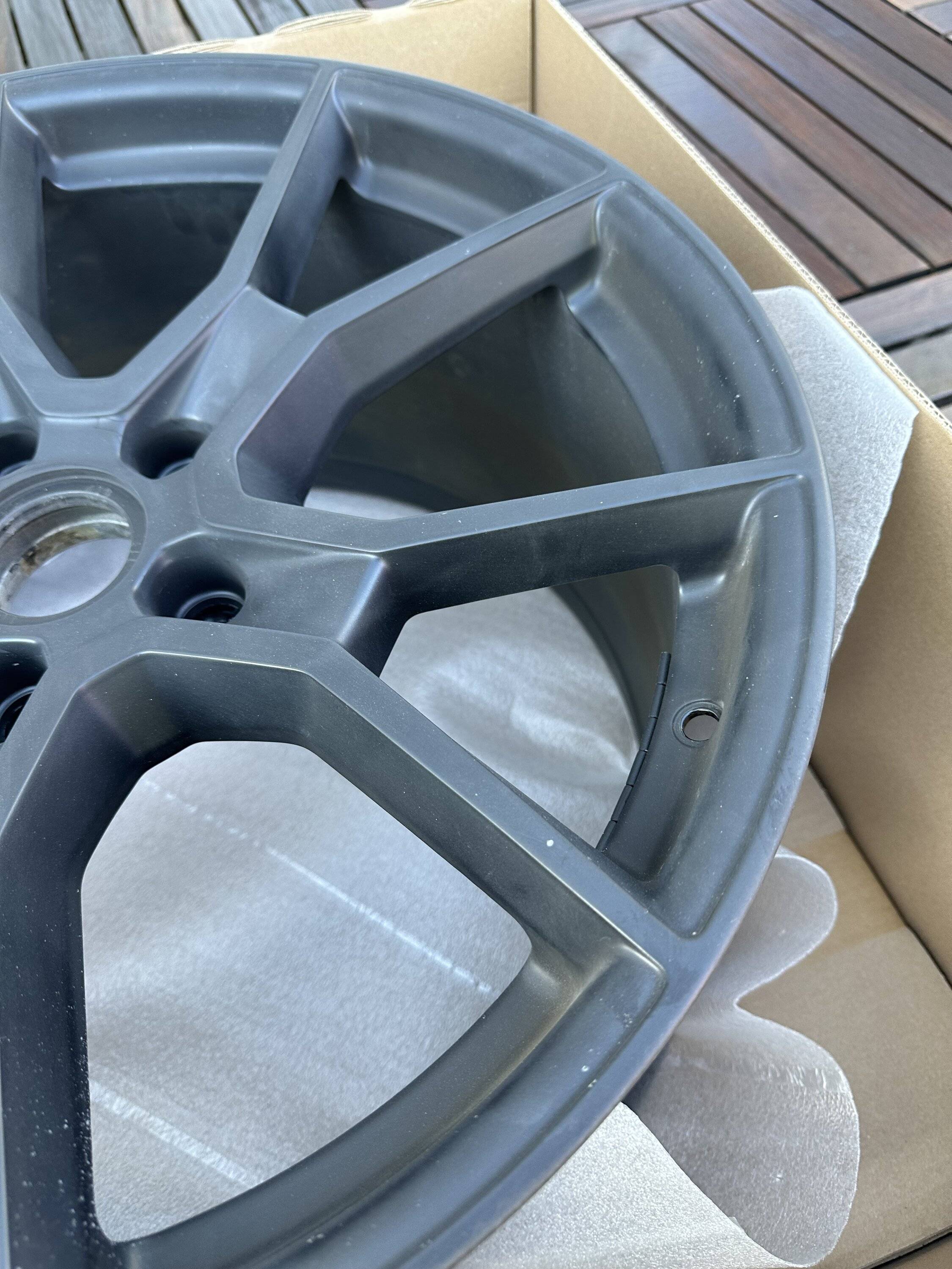 Porsche Taycan RS Spyder Design Wheel IMG_5651