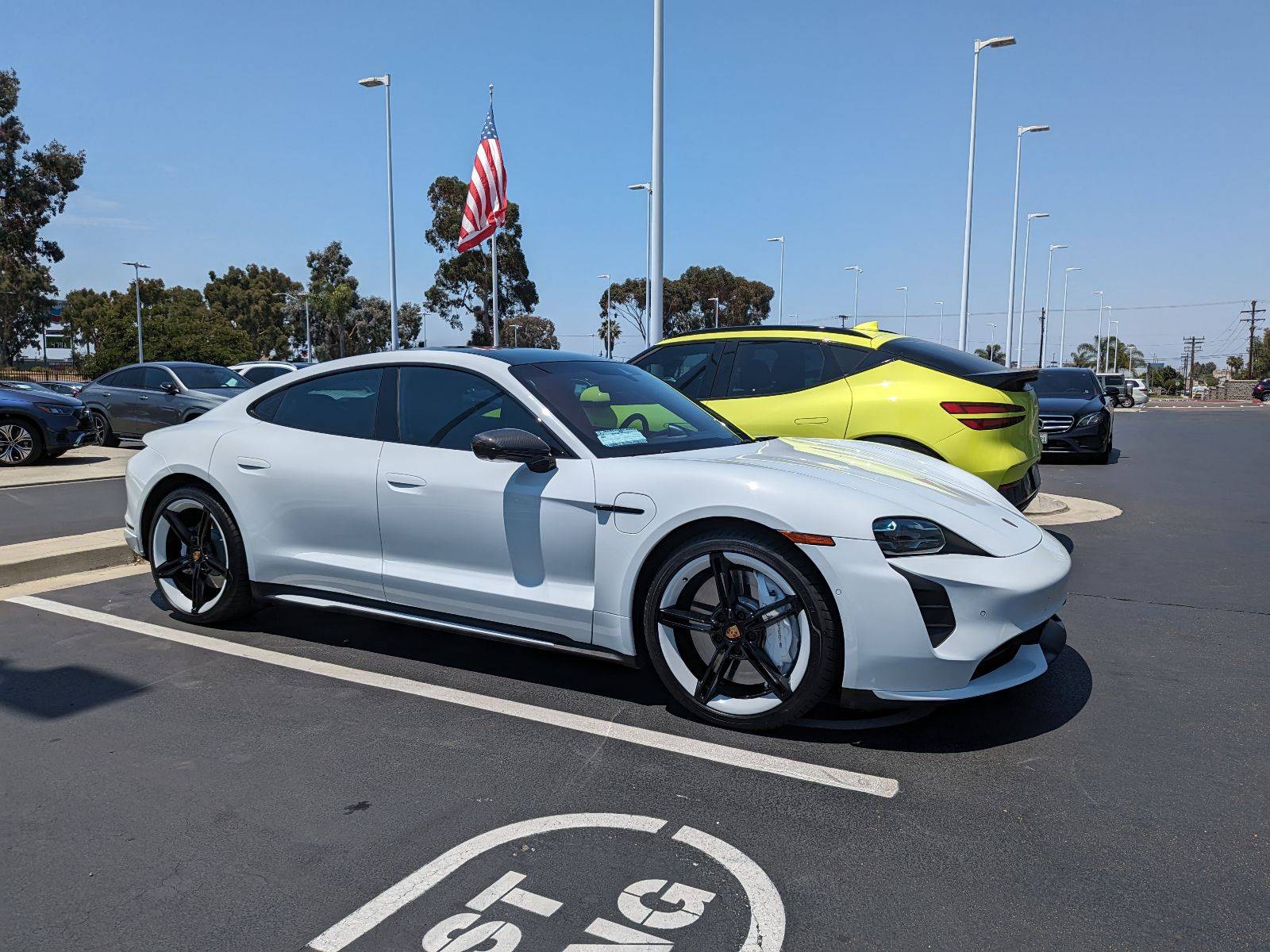 Porsche Taycan Members Say Hello Here! PXL_20230715_185514583