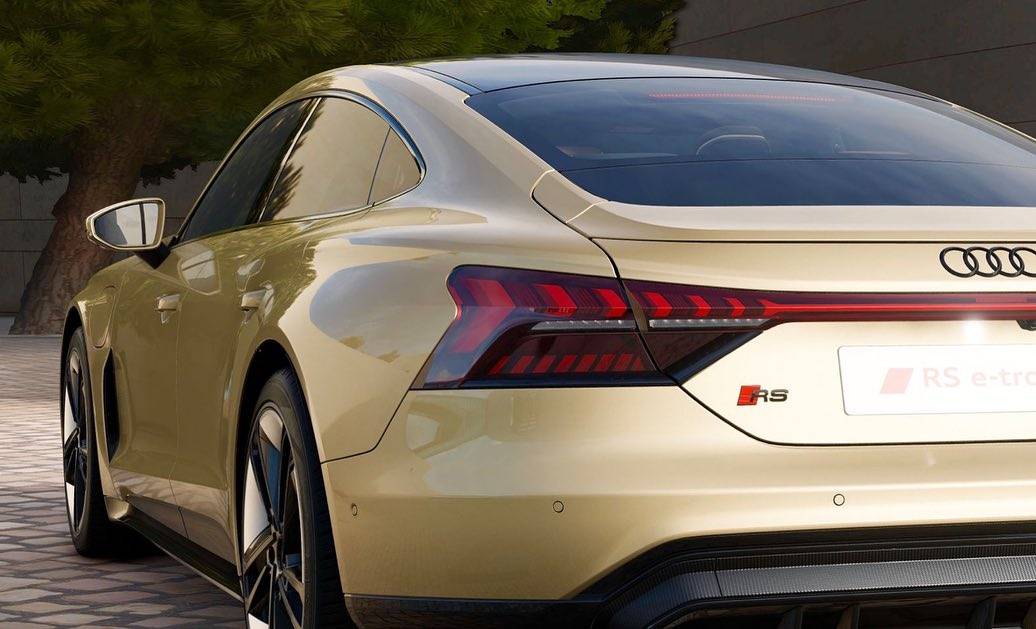 Porsche Taycan Audi Exclusive colors  for the E-Tron GT Snapinsta.app_361642307_18373427695050539_2144456151918858425_n_1024