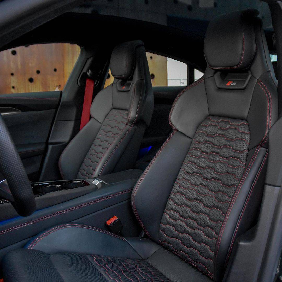 Porsche Taycan Audi Exclusive colors  for the E-Tron GT Snapinsta.app_324399575_1629166827501601_2212319884706392850_n_1080