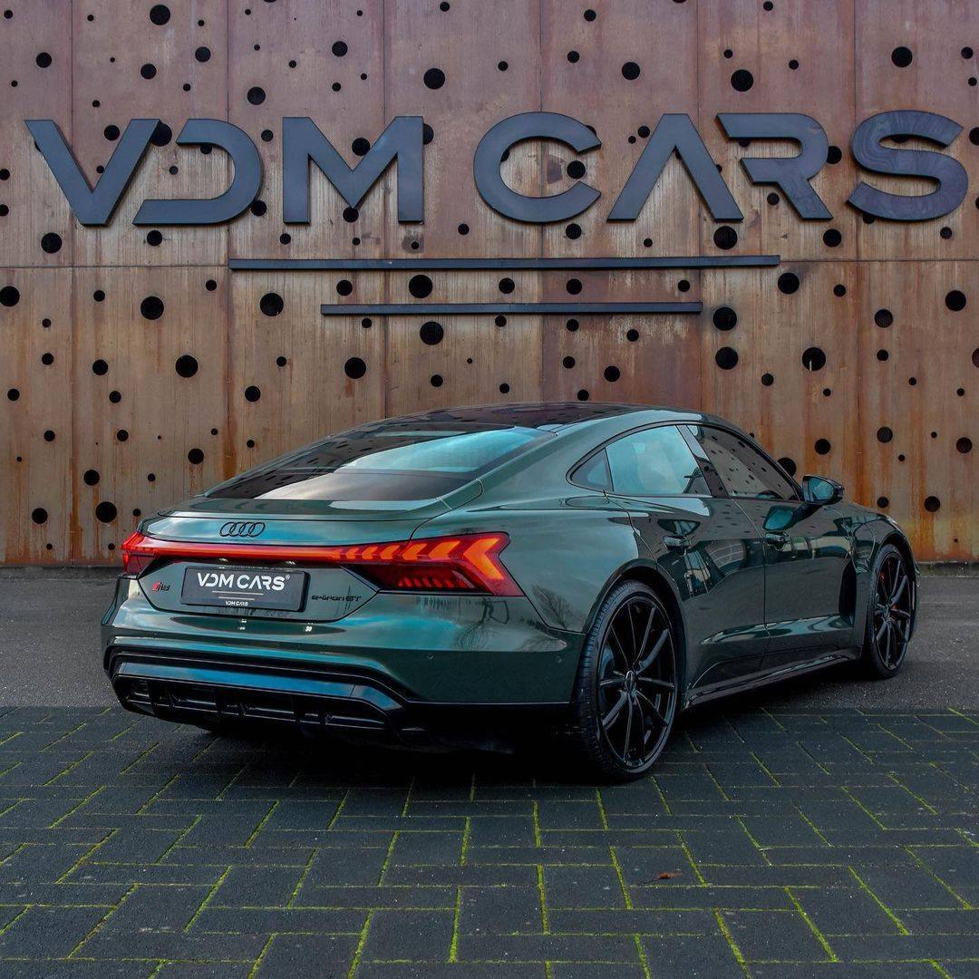 Porsche Taycan Audi Exclusive colors  for the E-Tron GT Snapinsta.app_323819044_140622598836179_367188294965936098_n_1080